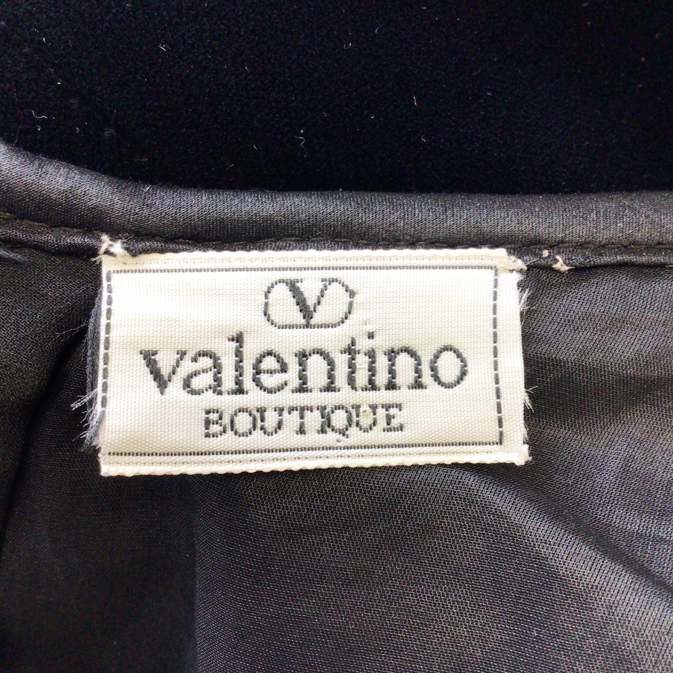 Valentino Boutique Vintage Black / Pink Satin Bow Detail Long Sleeved V-Neck Velvet Dress