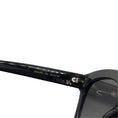 Load image into Gallery viewer, Gucci Black Butterfly Frame Sunglasses with GG Logo
