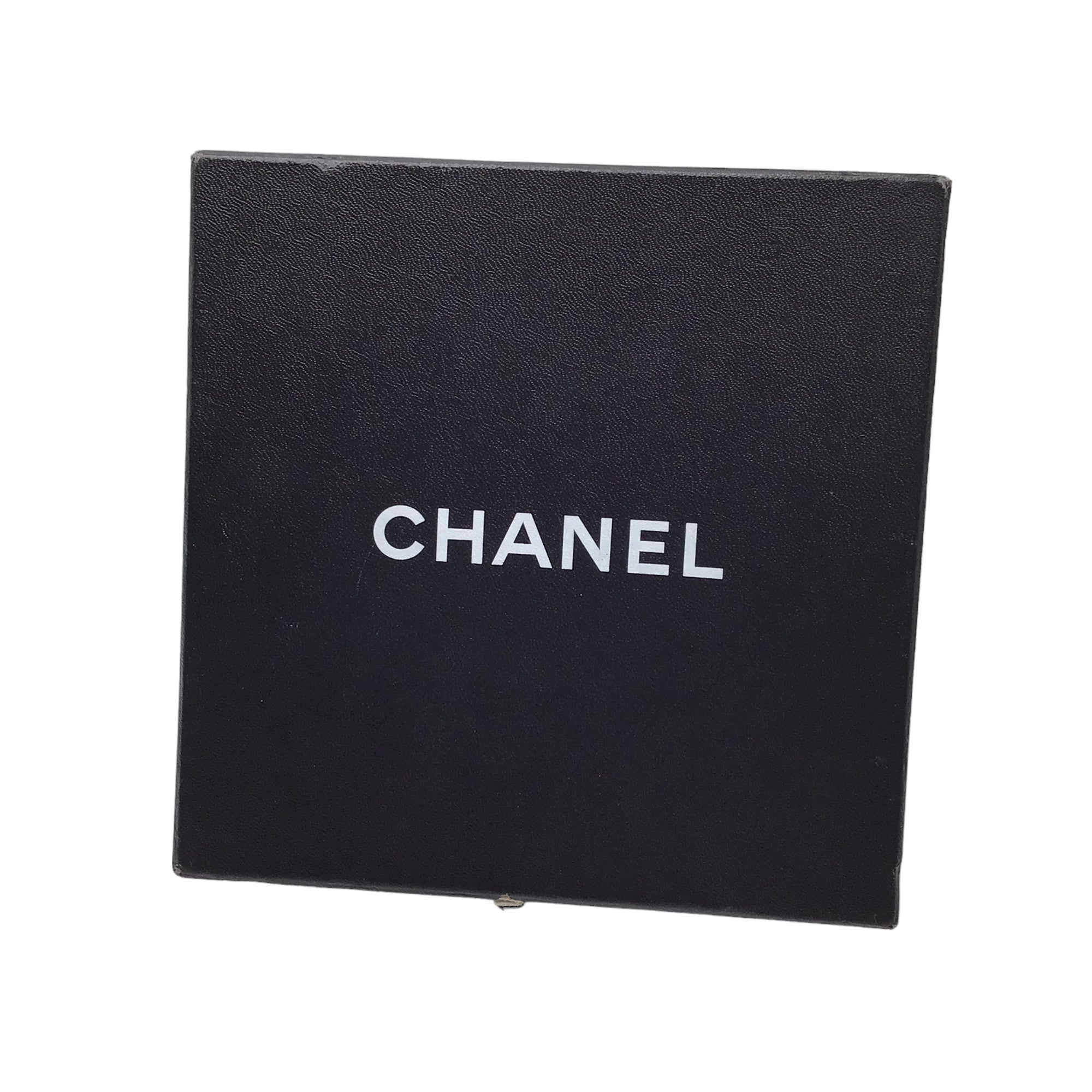 Chanel Vintage 1997 Silver Logo Embellished Buckle Chain Belt