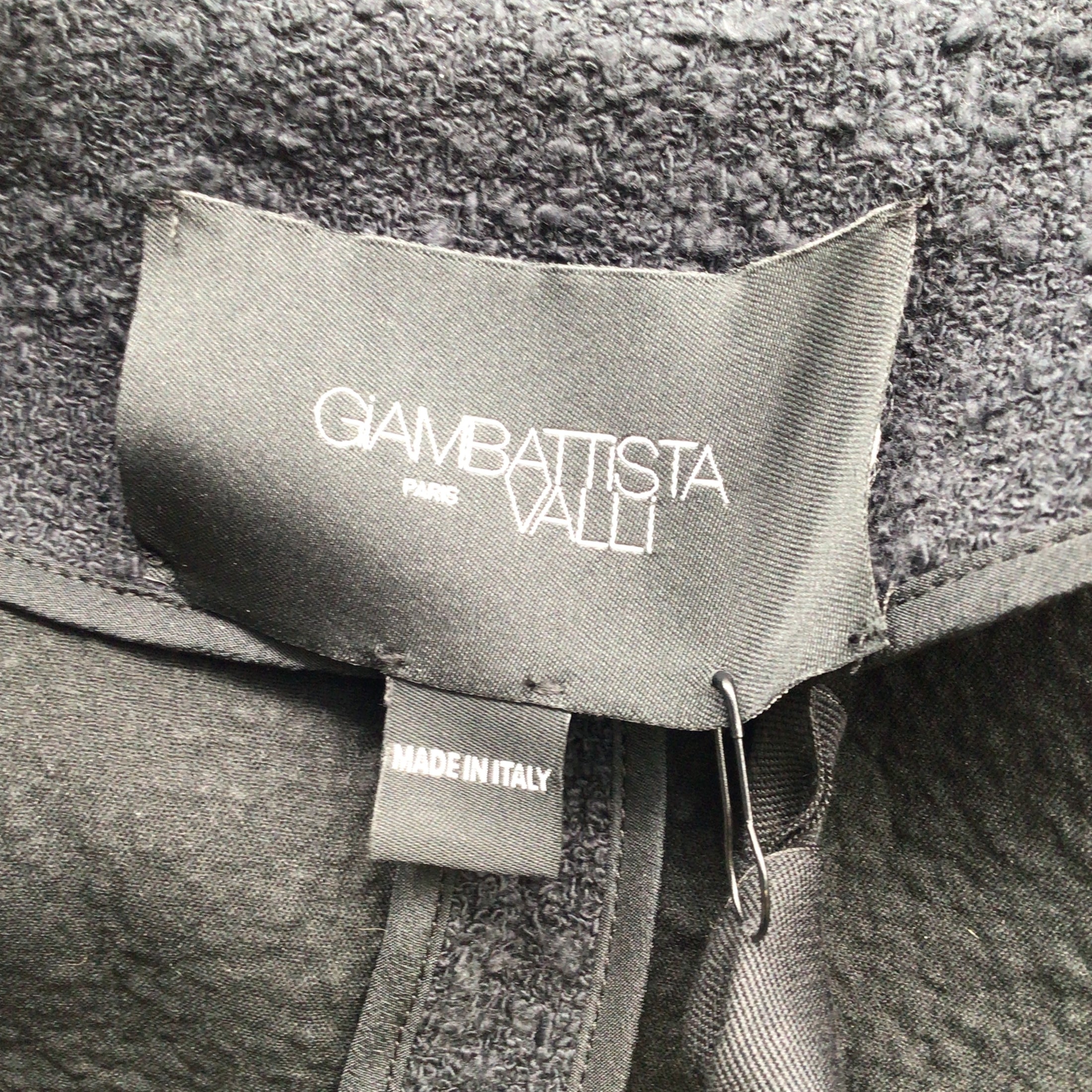Giambattista Valli Black / White Cropped Boucle Knit Jacket