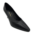 Load image into Gallery viewer, Salvatore Ferragamo Black Pointed Toe Classic Leather Pumps