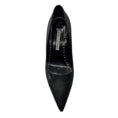 Load image into Gallery viewer, Manolo Blahnik Black Pointed Toe Low Heel Leather Pumps