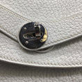 Load image into Gallery viewer, Hermes White 2007 Togo Leather Lindy Handbag
