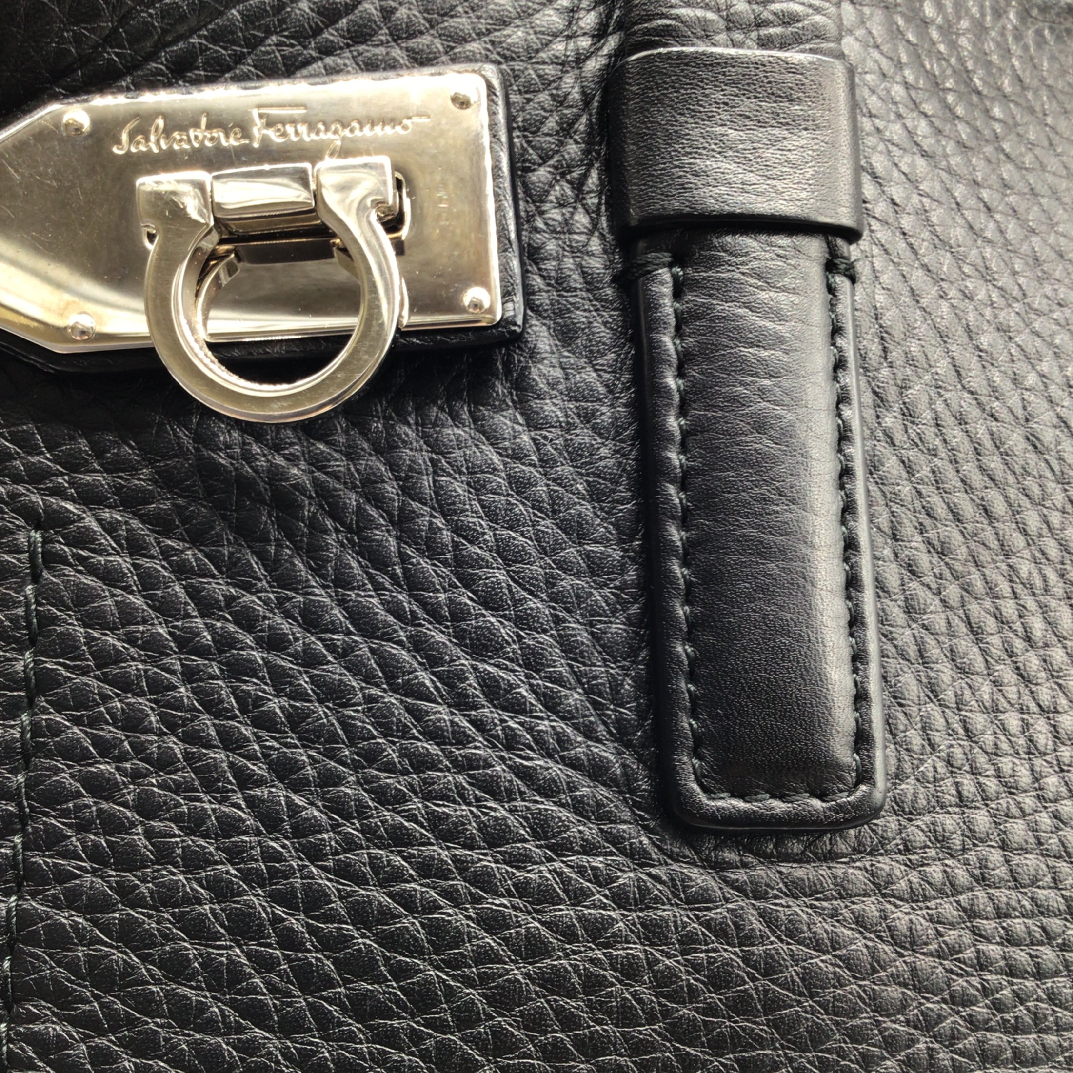 Salvatore Ferragamo Verve Medium Zip Black Leather Tote