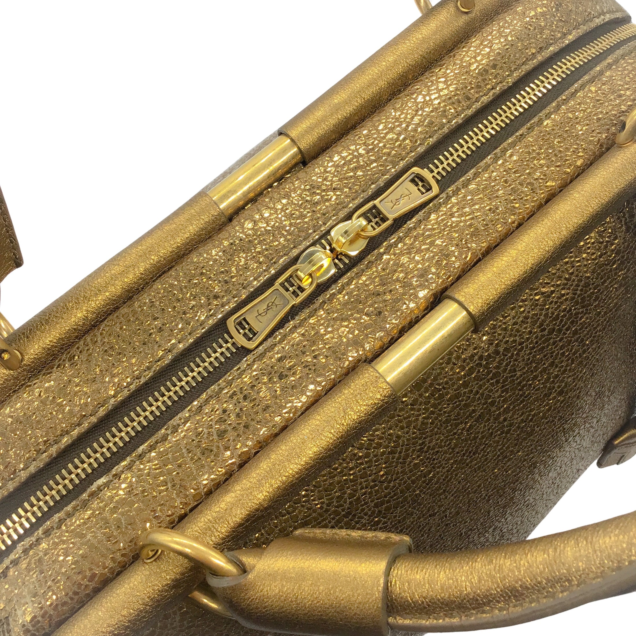 Yves Saint Laurent Gold Metallic Leather Medium Majorelle Shoulder Bag
