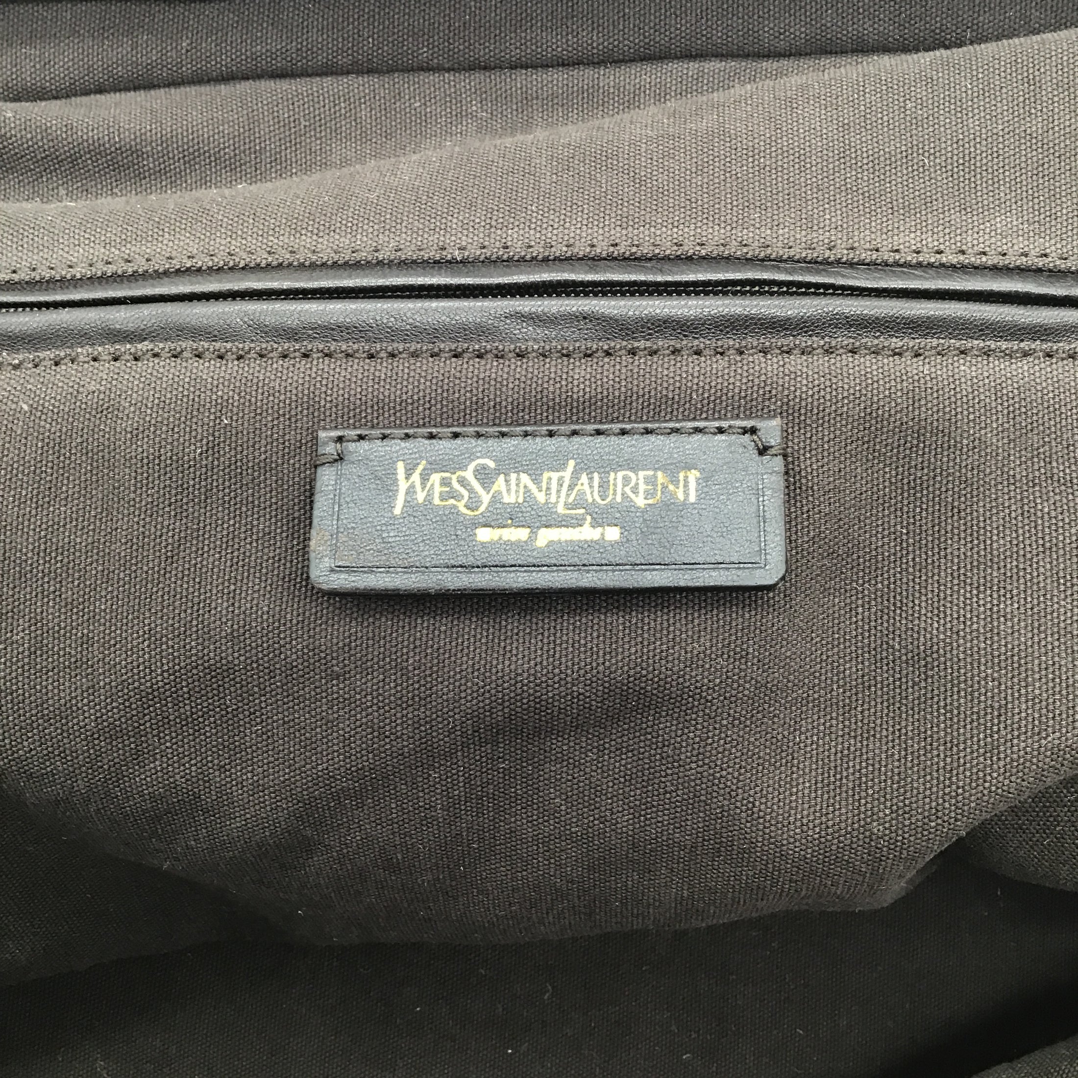 Yves Saint Laurent Gold Metallic Leather Medium Majorelle Shoulder Bag