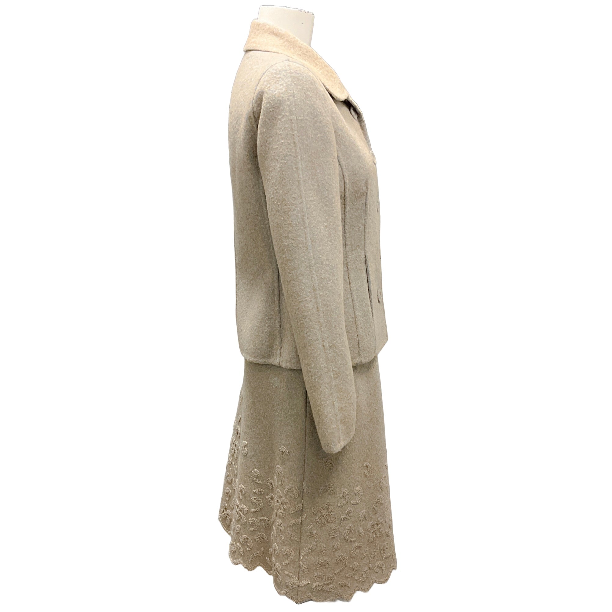Oscar de la Renta Vintage Beige Cashmere Tweed Jacket and Skirt Suit Set