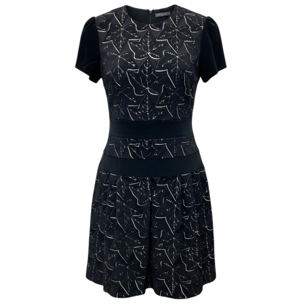 Alexander McQueen Black / Beige Leaf Design Brocade Velvet Short Sleeved Dress