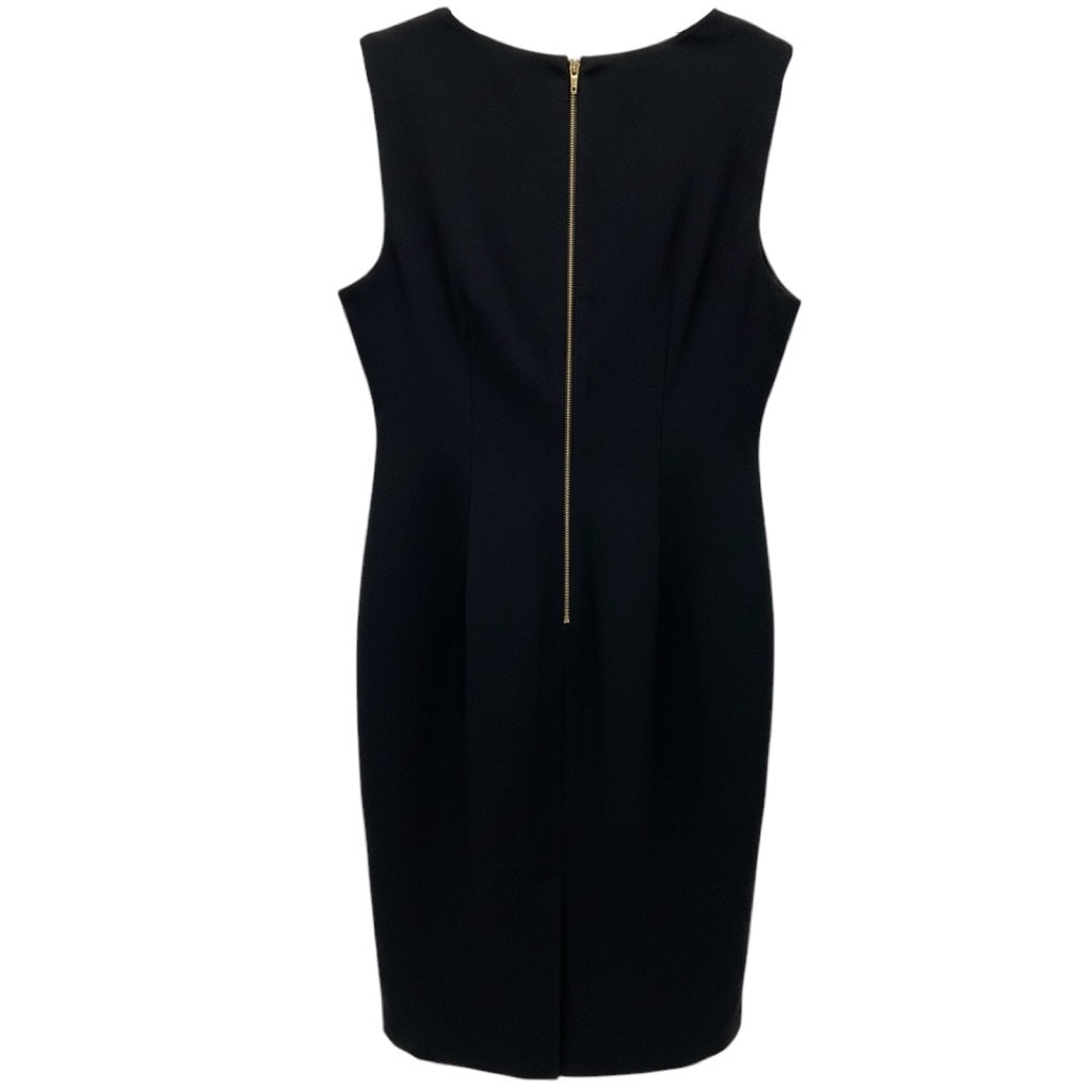 Basler Soft White / Black Sleeveless Colorblock Midi Dress