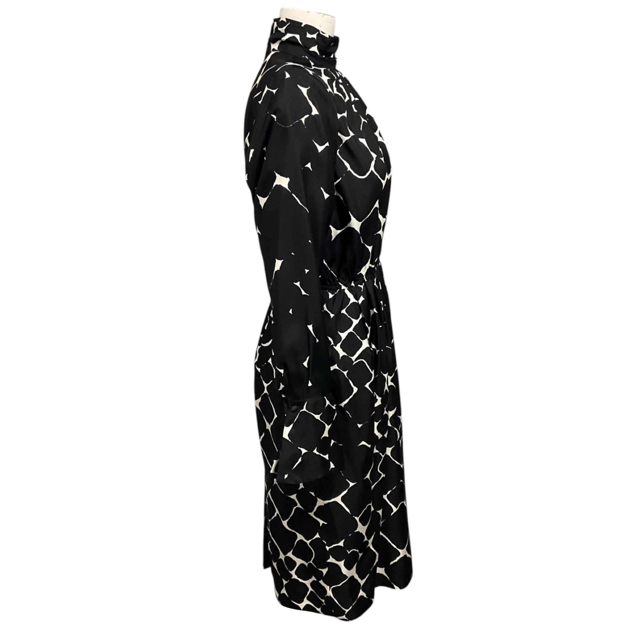 Marc Jacobs Black / Ivory Printed Long Sleeved Silk Midi Dress
