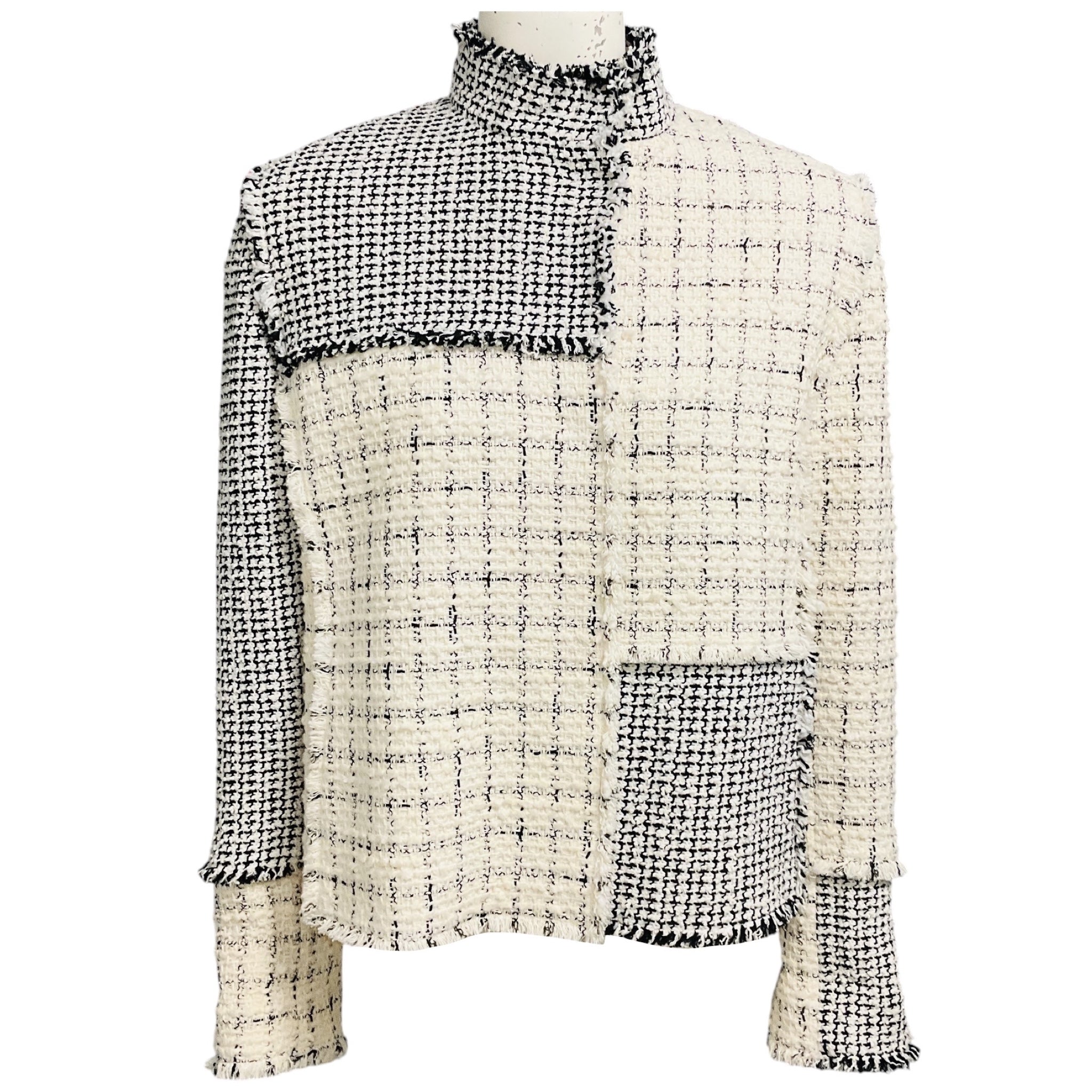 Akris Punto Ivory / Black / White Fringed Tweed Jacket