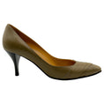 Load image into Gallery viewer, Hermes Taupe Leather Woven Toe Pumps
