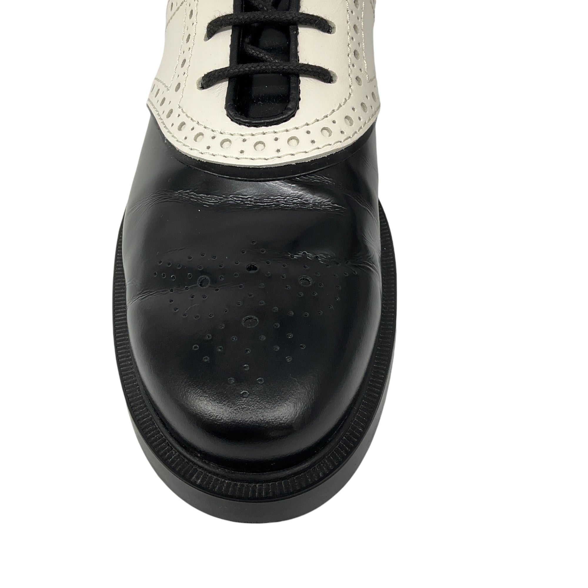 Tod's Black / White Leather Oxford Shoes