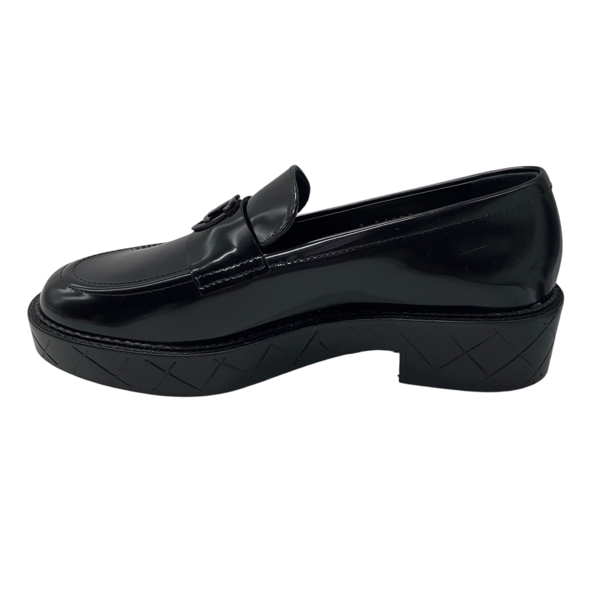 Chanel Black 2024 CC Logo Heart Classic Shiny Calfskin Moccasins / Loafers
