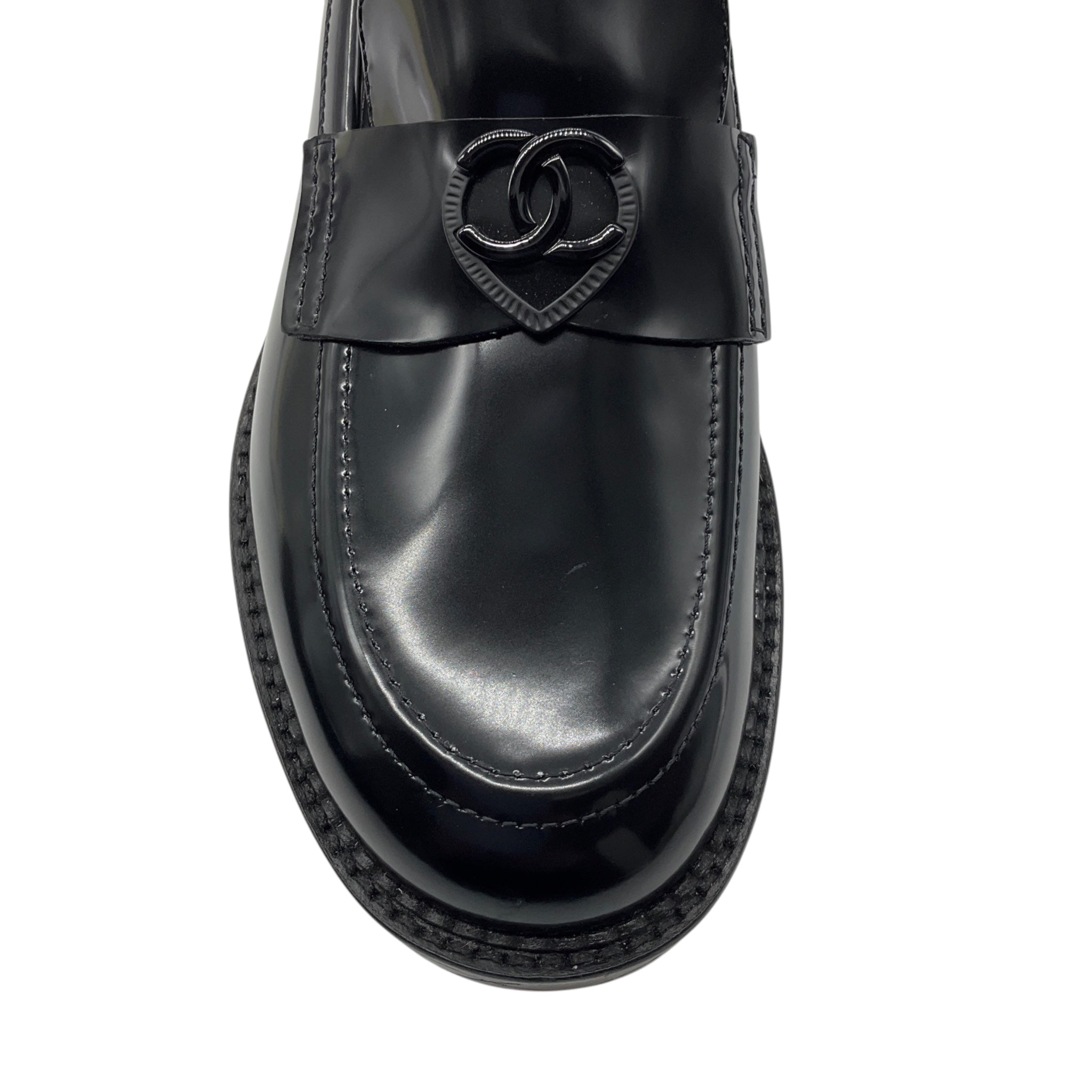 Chanel Black 2024 CC Logo Heart Classic Shiny Calfskin Moccasins / Loafers