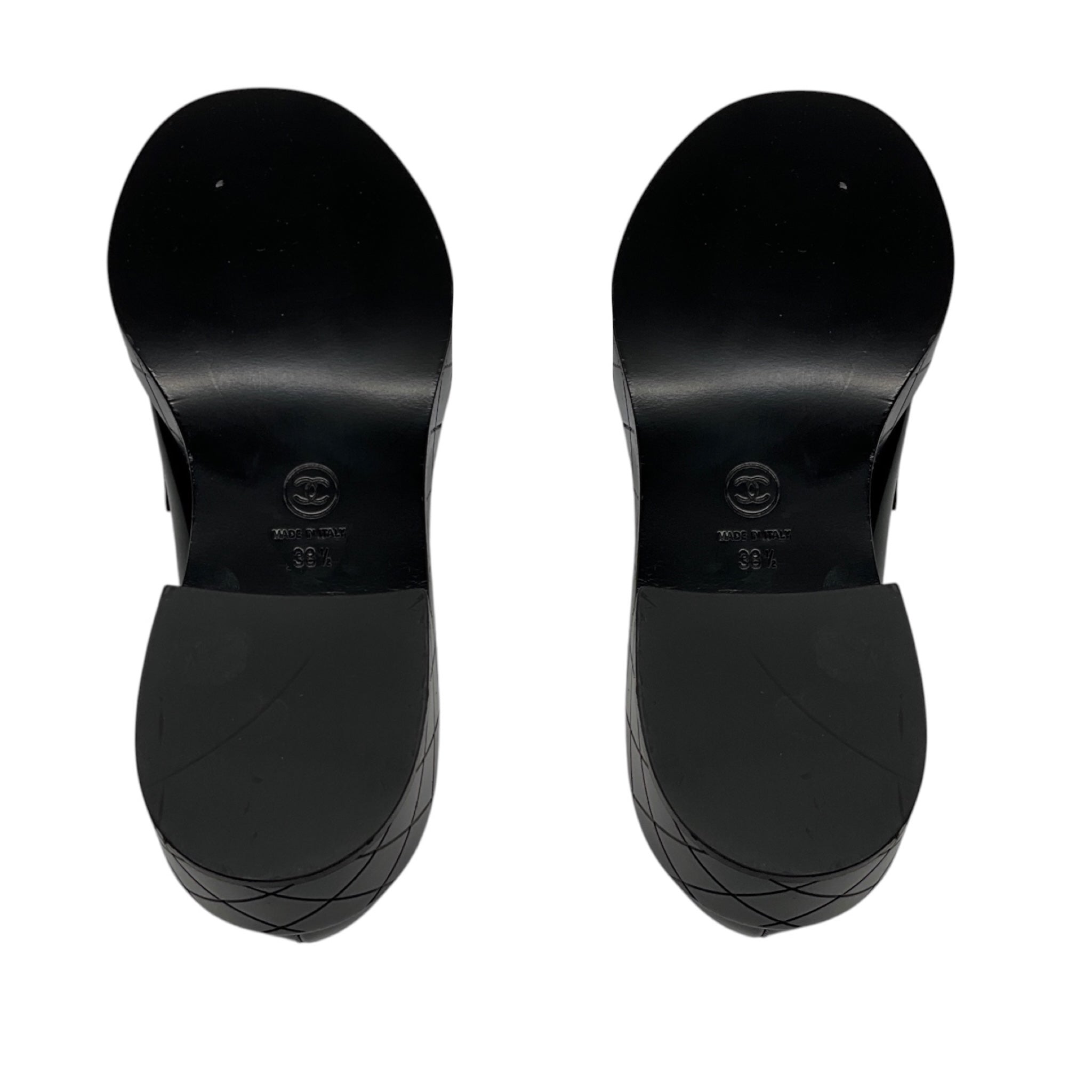 Chanel Black 2024 CC Logo Heart Classic Shiny Calfskin Moccasins / Loafers