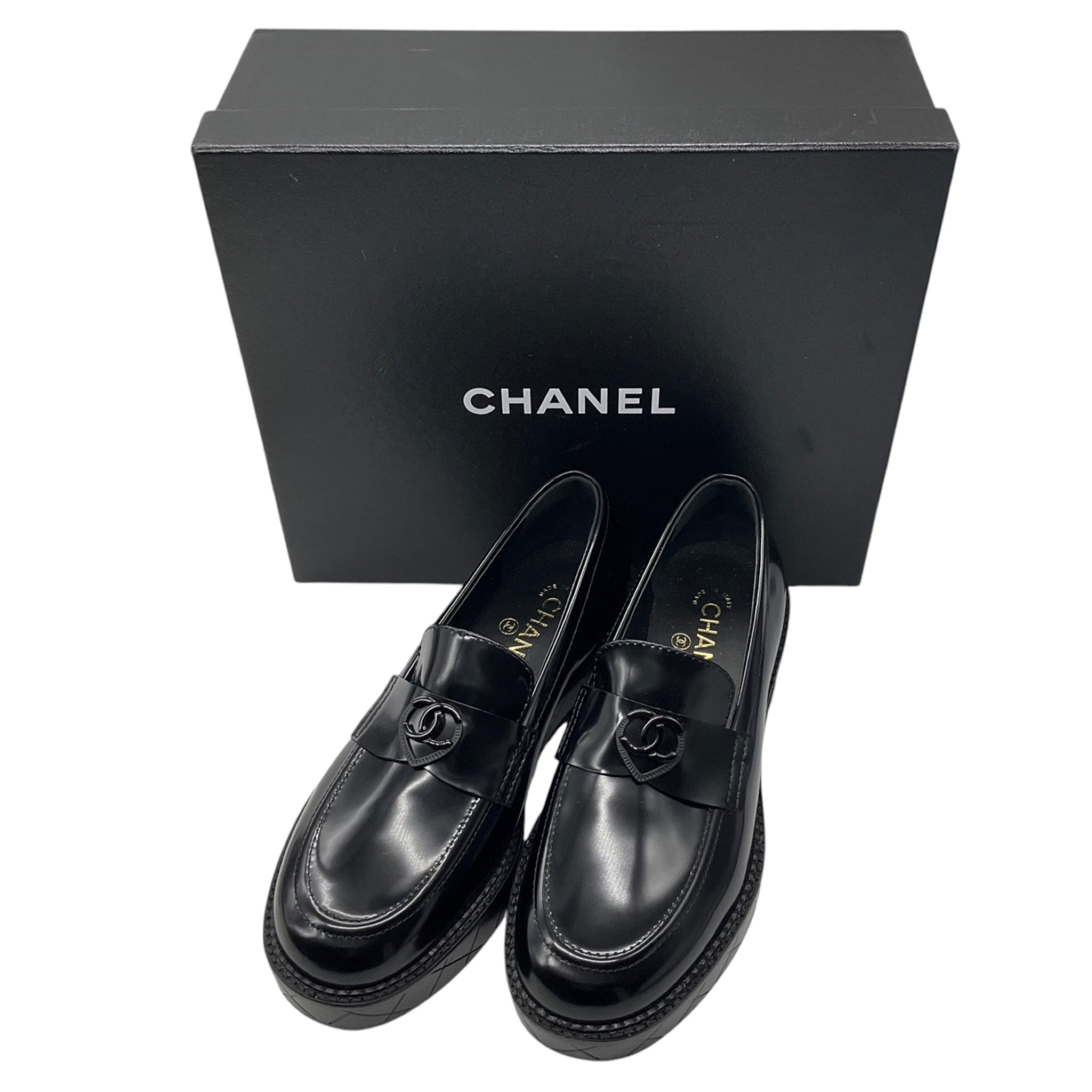 Chanel Black 2024 CC Logo Heart Classic Shiny Calfskin Moccasins / Loafers