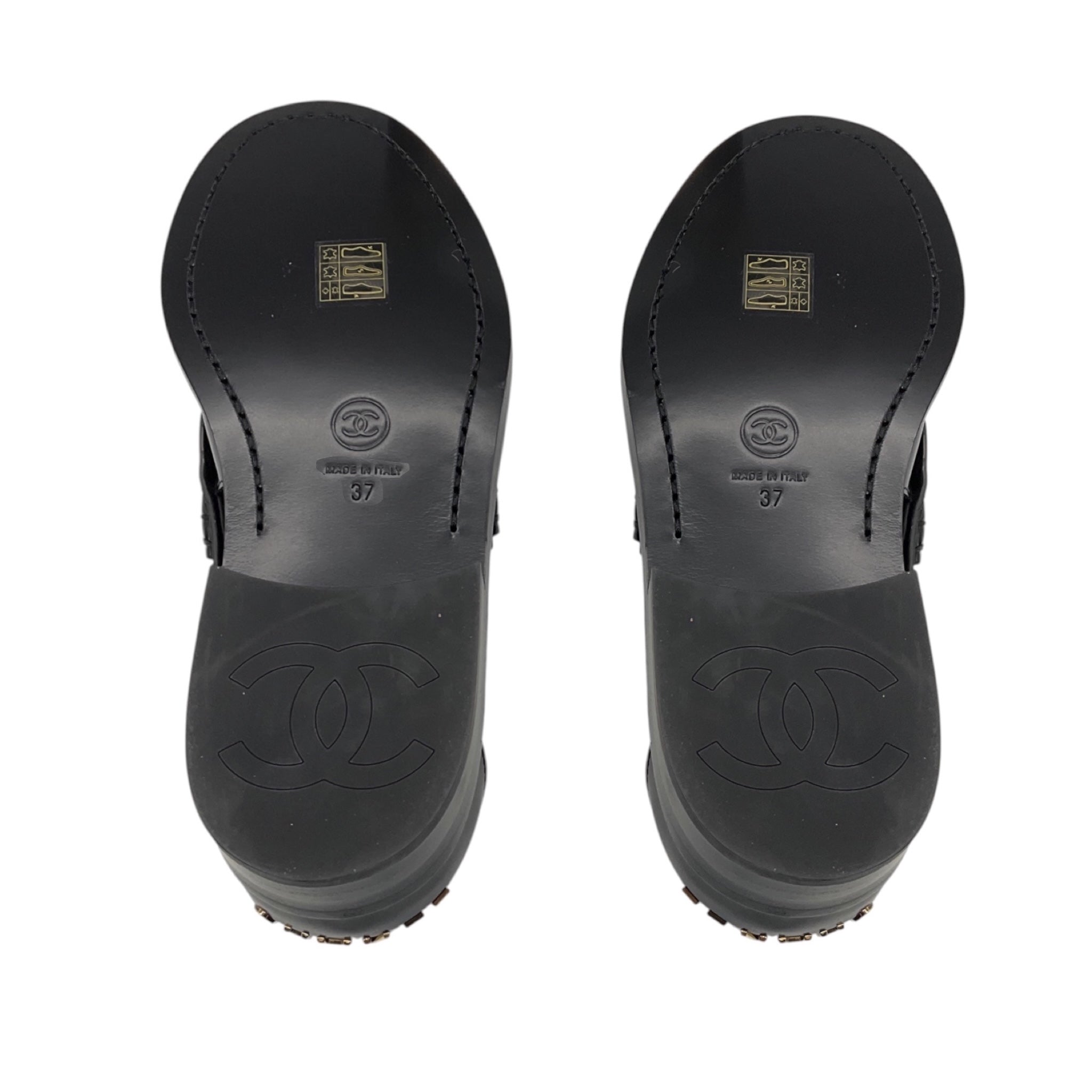 Chanel 2023 Black / Gold Logo Embellished Shiny Calfskin Leather Loafers