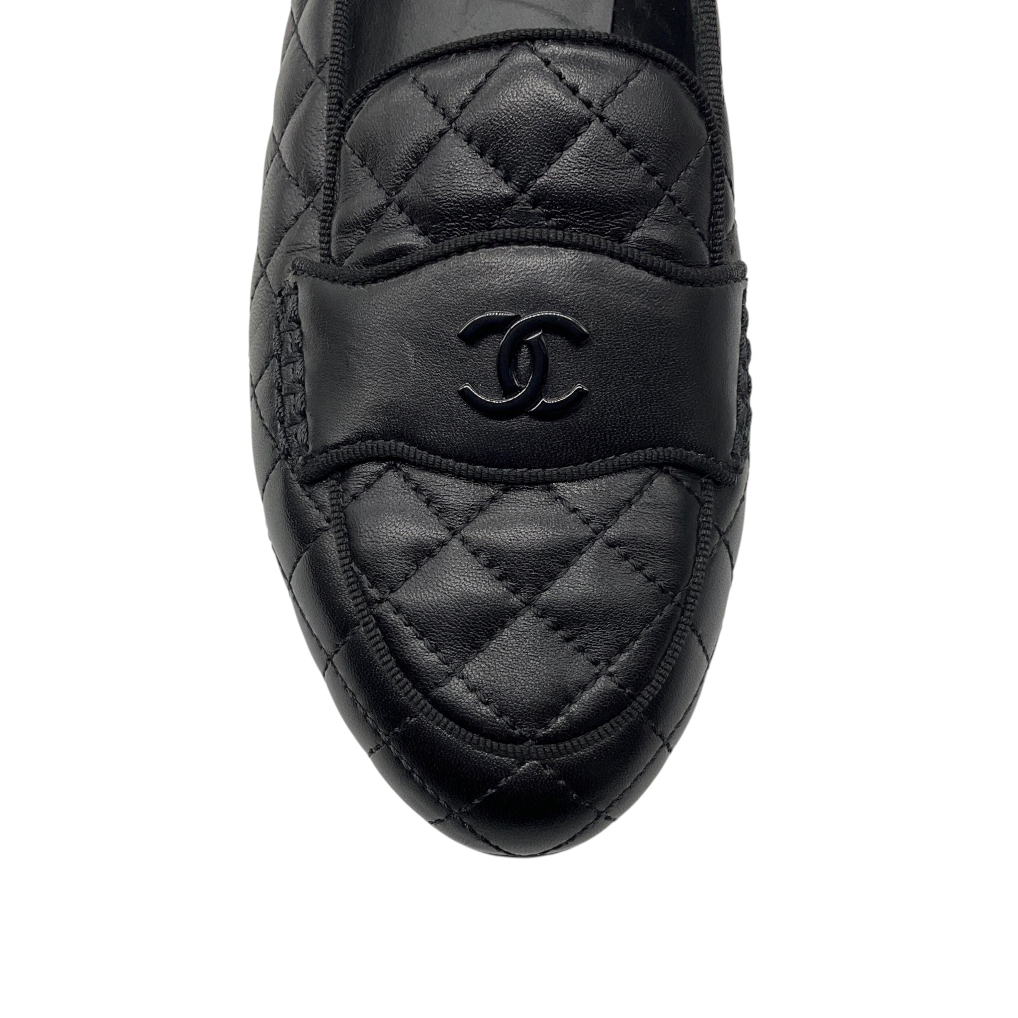 Chanel Black 2018 CC Logo Quilted Matelasse Lambskin Leather Loafers / Flats