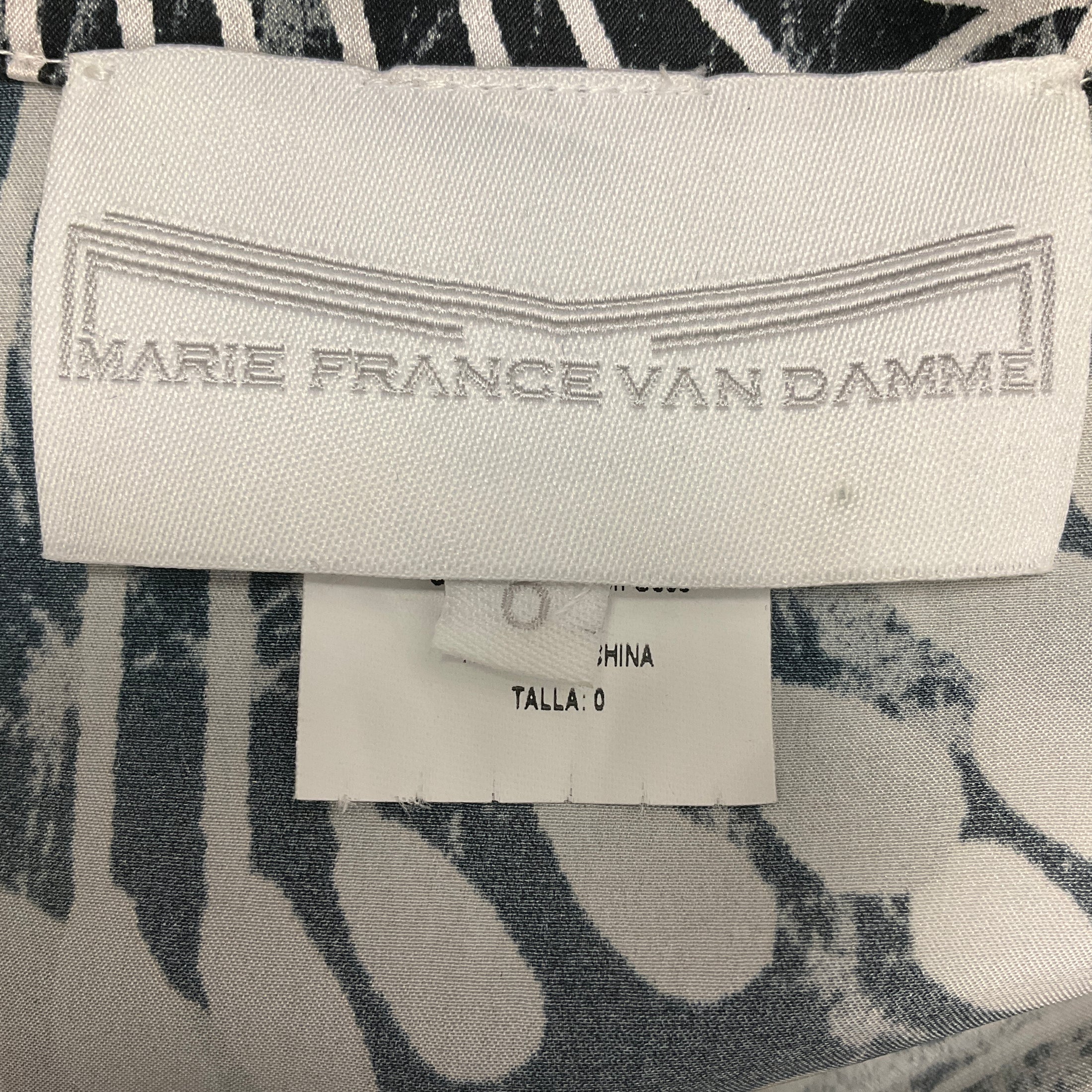 Marie France Van Damme Black / Silver Metallic Printed Silk Satin Jumpsuit