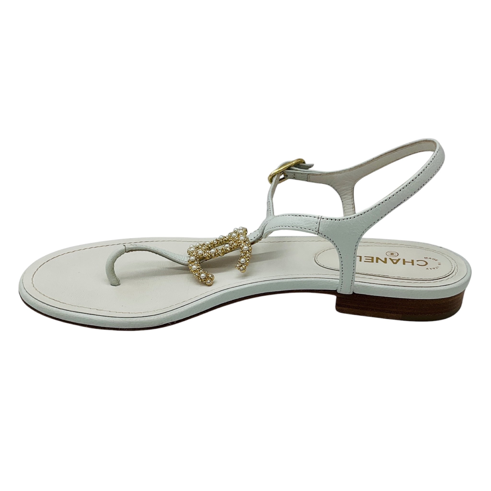 Chanel White Pearl Embellished Interlocking CC Logo Leather Ankle Strap Flat Thong Sandals