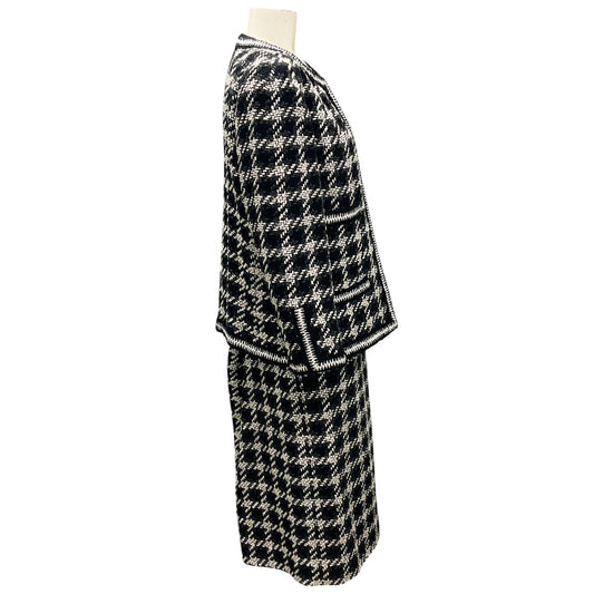 Chanel Boutique Vintage Black / White / Charcoal Grey Tweed Jacket and Skirt Set