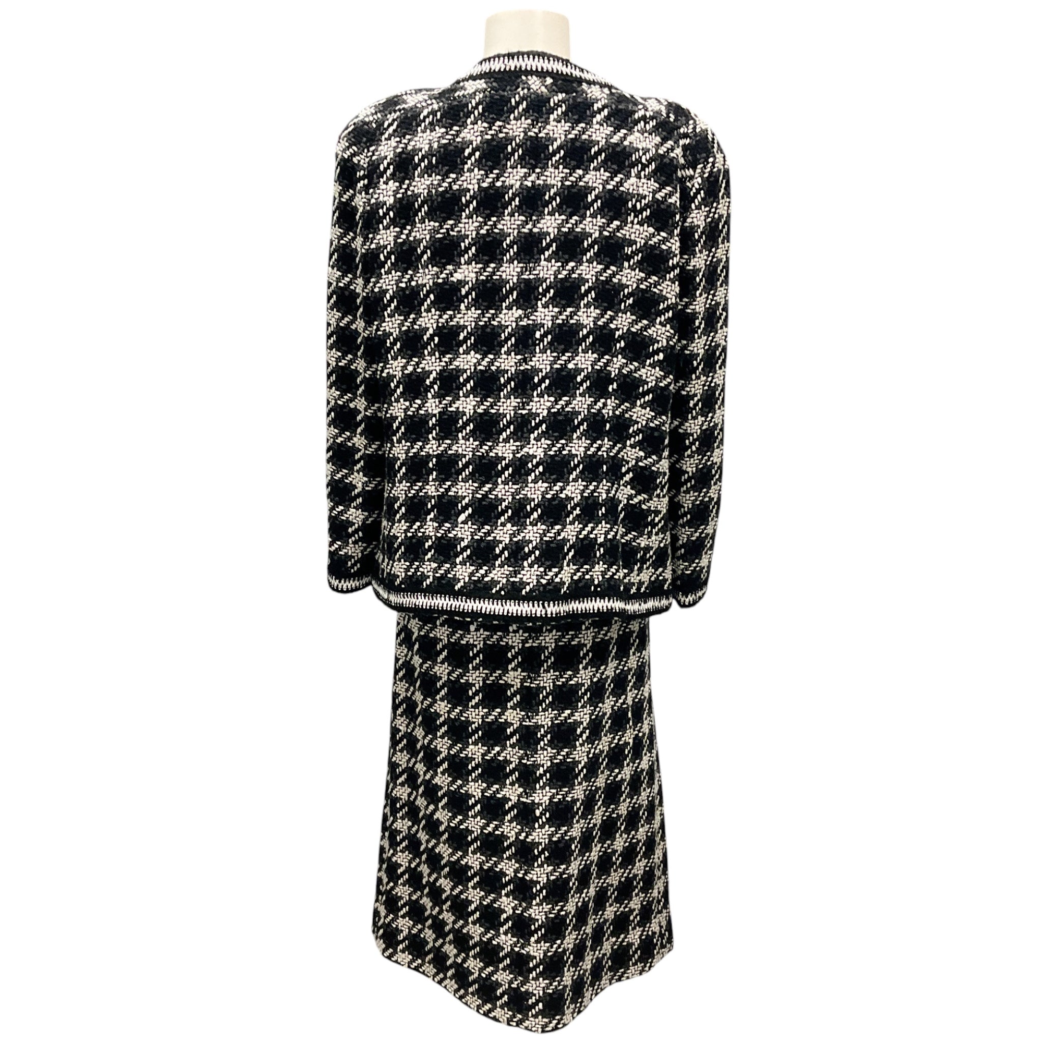 Chanel Boutique Vintage Black / White / Charcoal Grey Tweed Jacket and Skirt Set