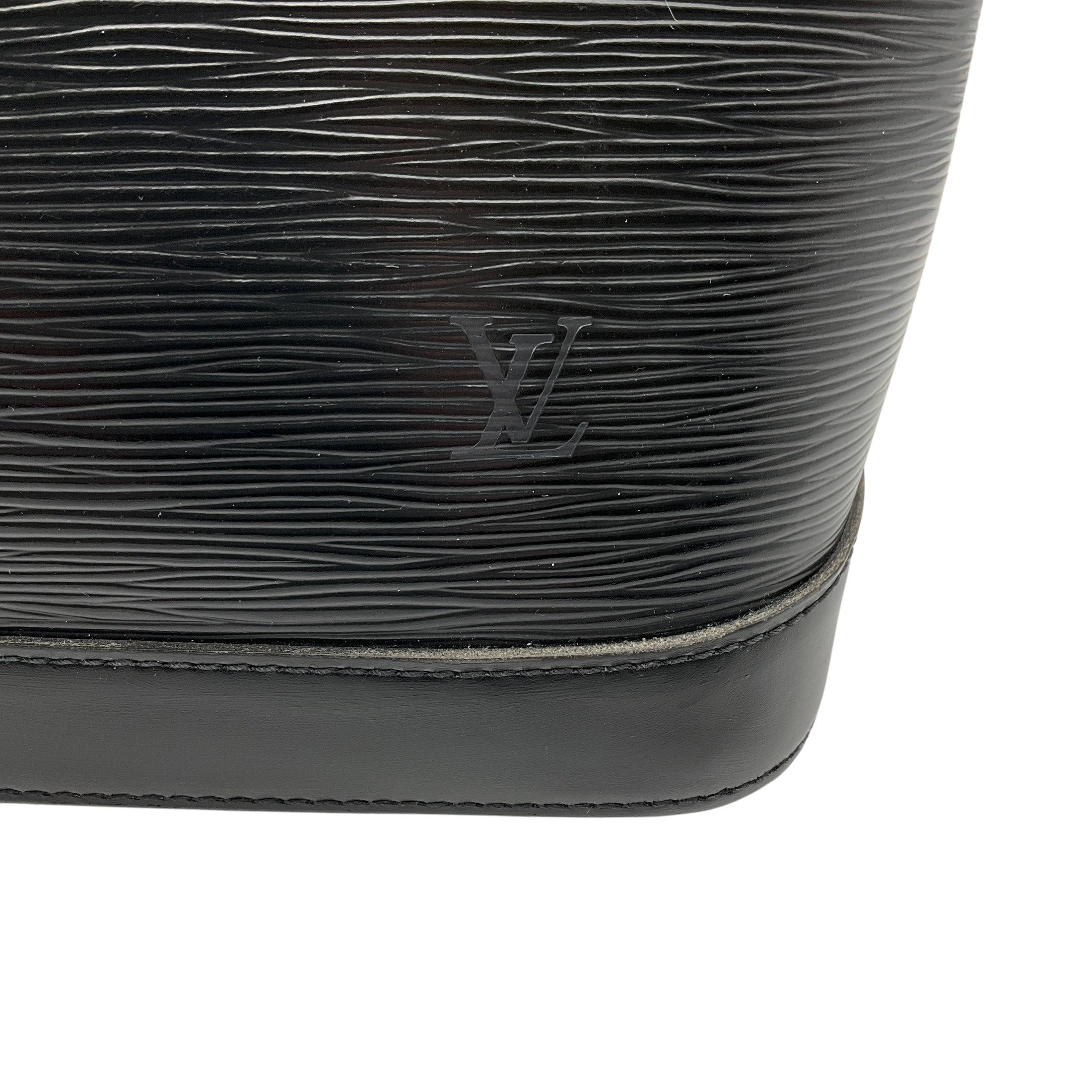 Louis Vuitton 2005 Black Epi Leather Alma PM