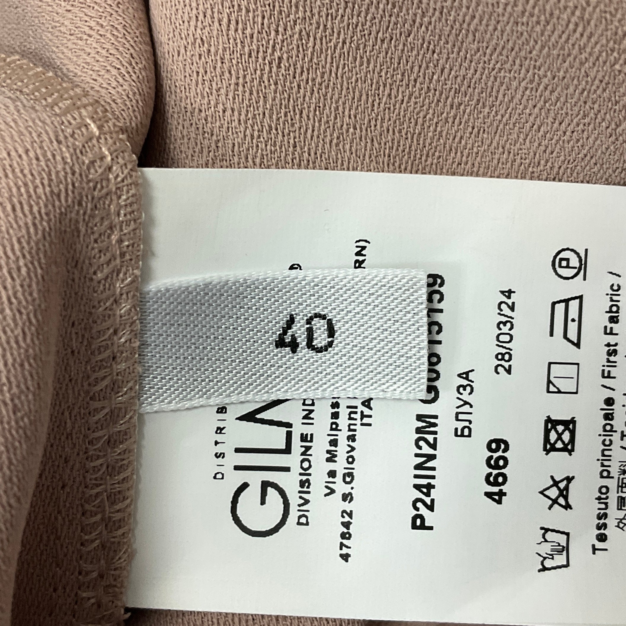 No. 21 Blush Crystal Embellished Crepe Blouse