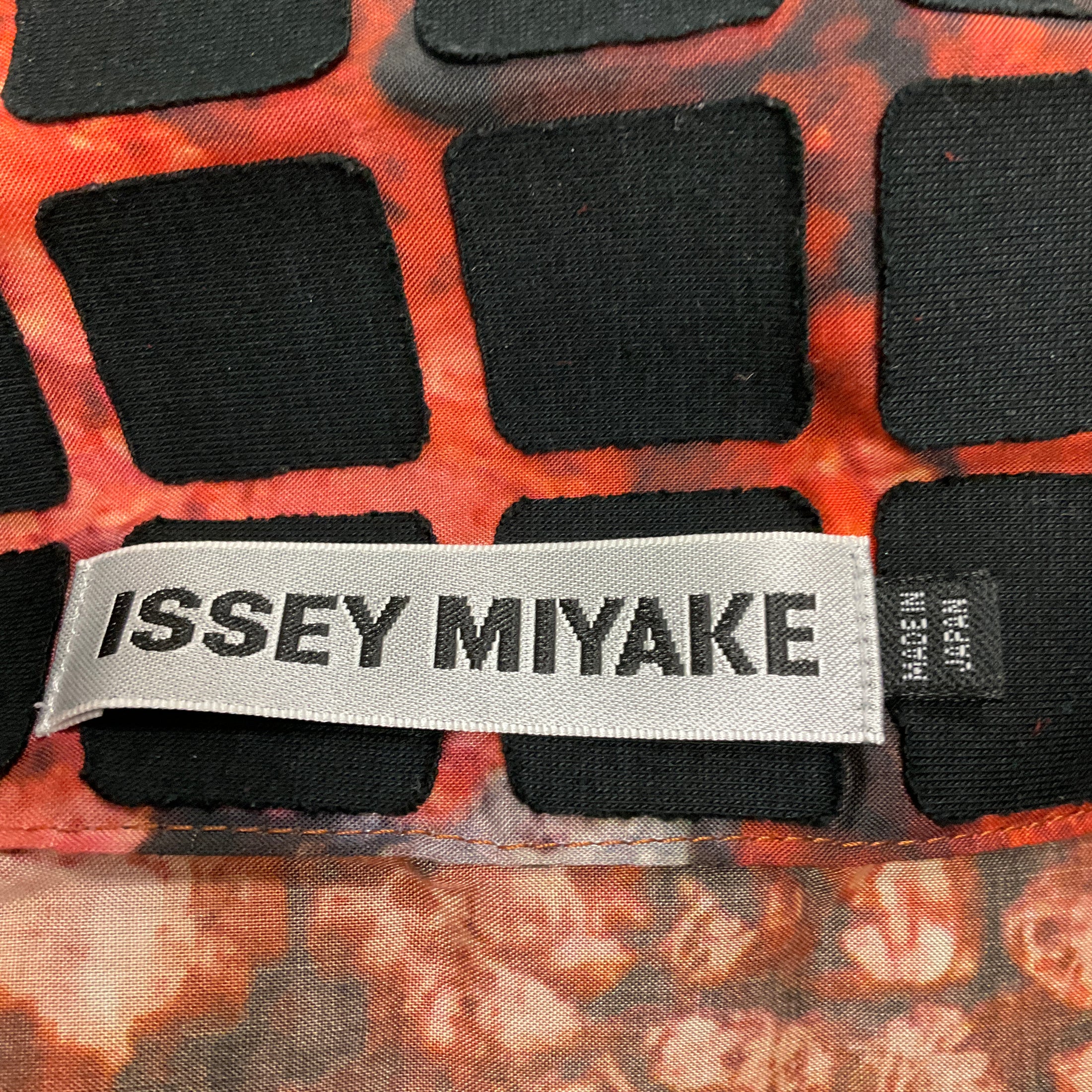 Issey Miyake White / Rust Spectrum Cube Coat
