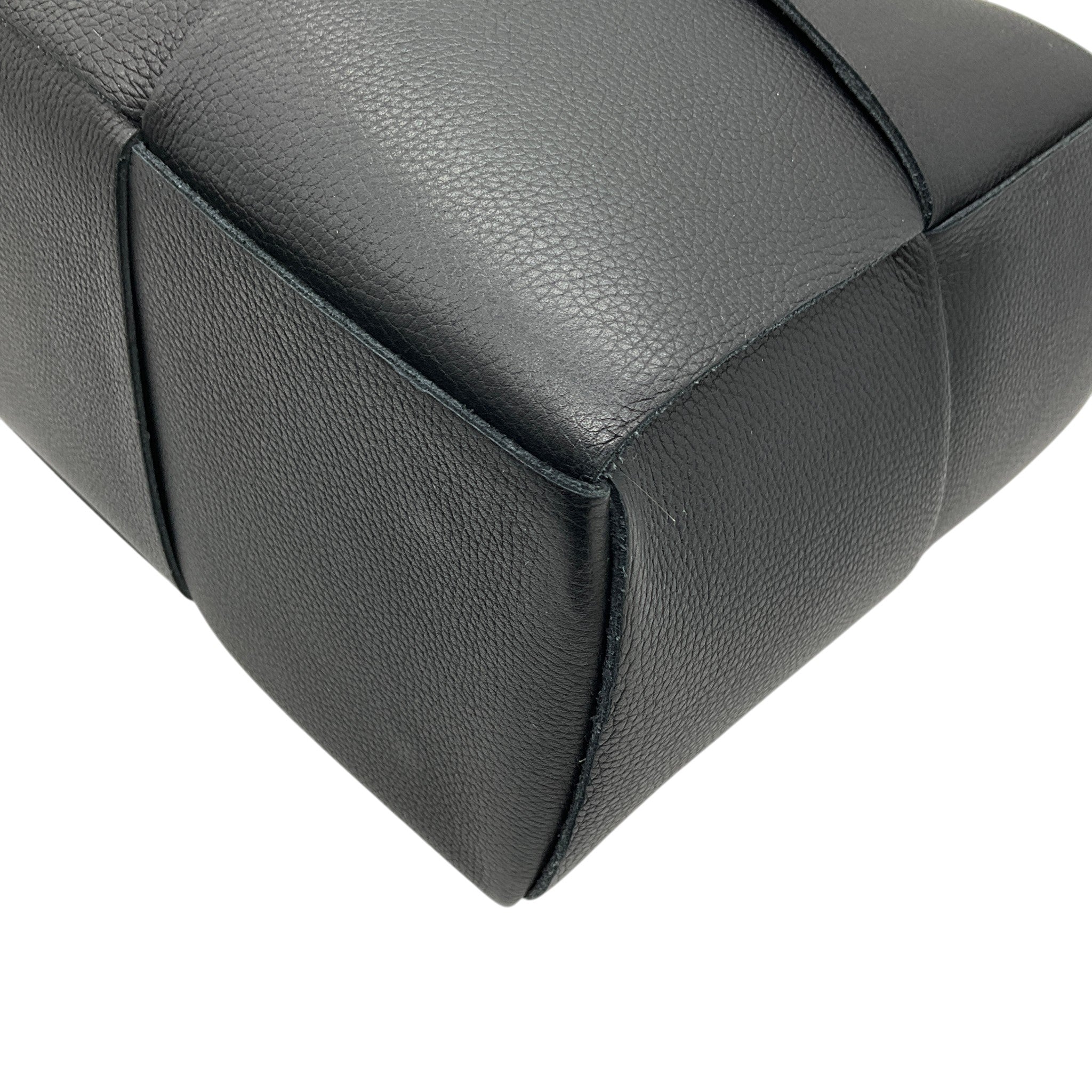 Bottega Veneta Black Maxi Intreccio Leather Small Arco Tote