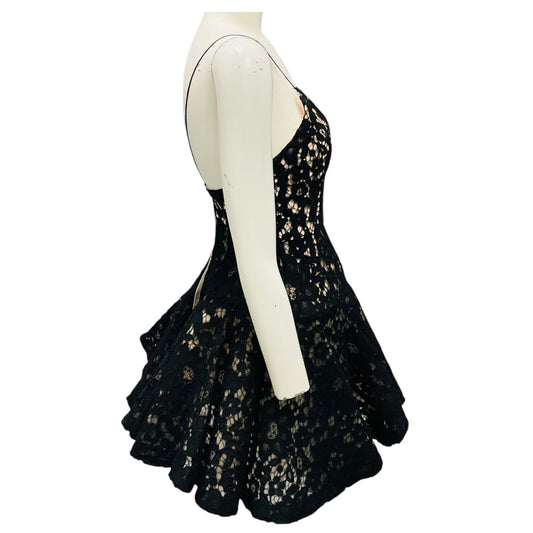Alex Perry Black Sleeveless Flared Lace Mini Cocktail Dress