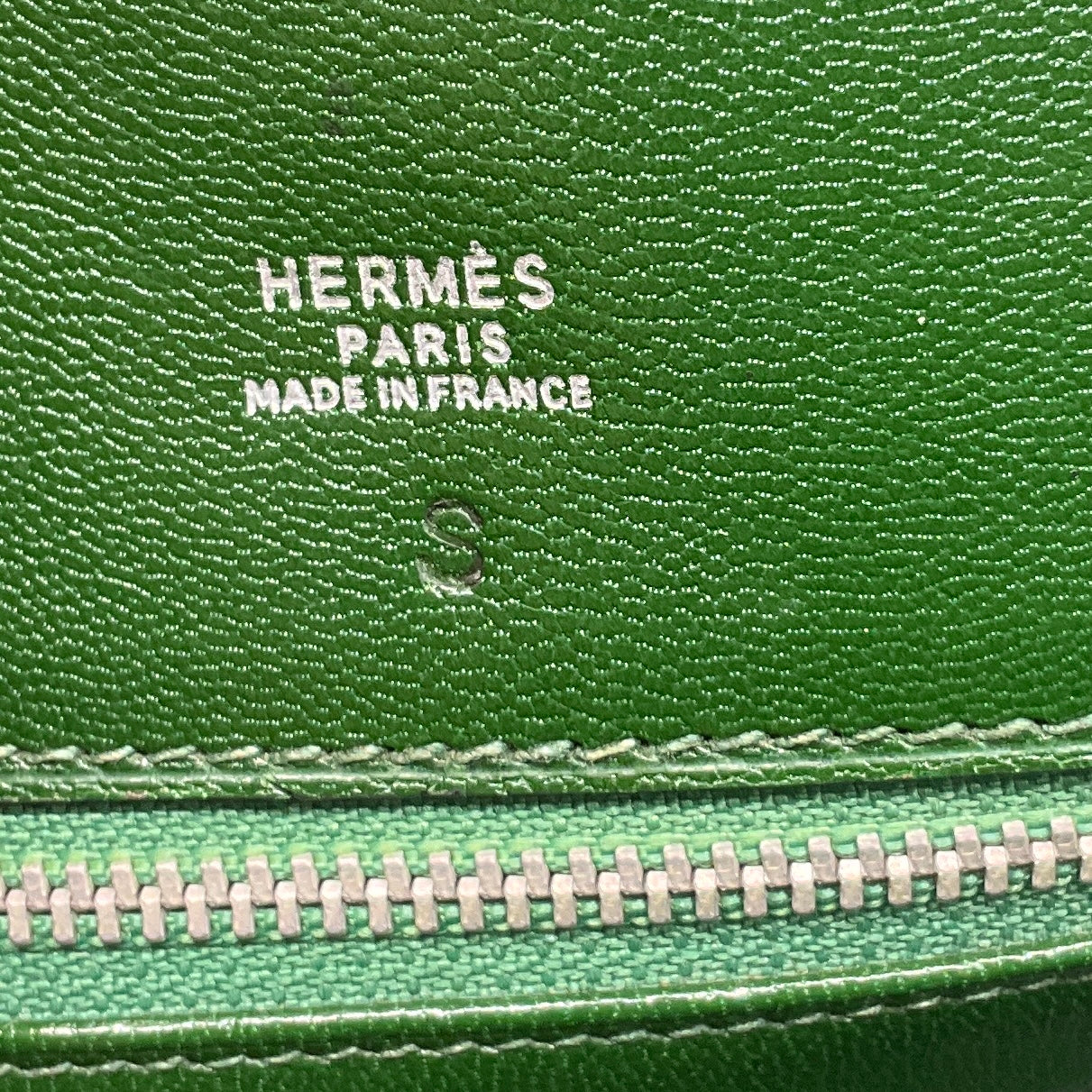 Hermes Rare Vintage 1963 Black / Green / Yellow Grained Leather Shoulder Bag