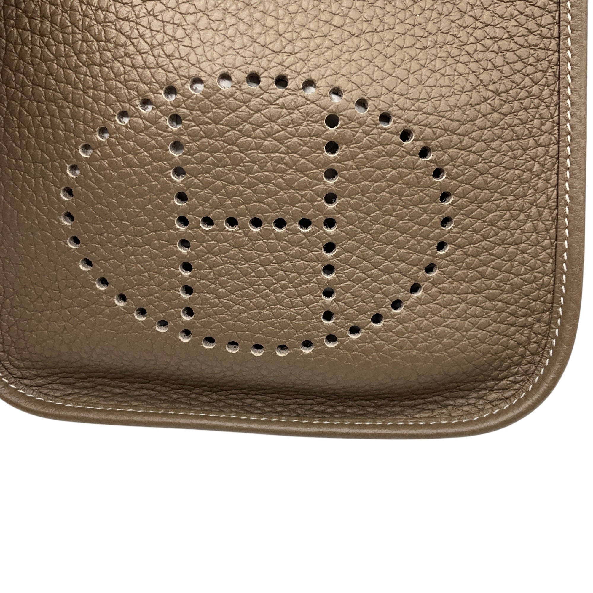 Hermes Taupe Evelyne TPM 16 Leather Handbag