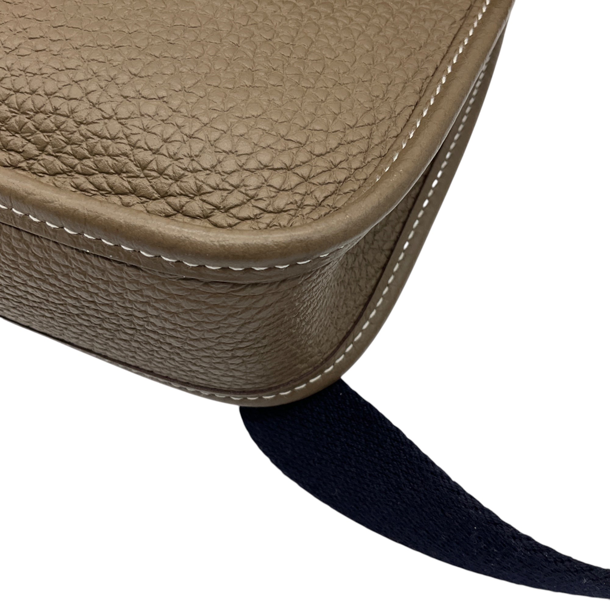 Hermes Taupe Evelyne TPM 16 Leather Handbag