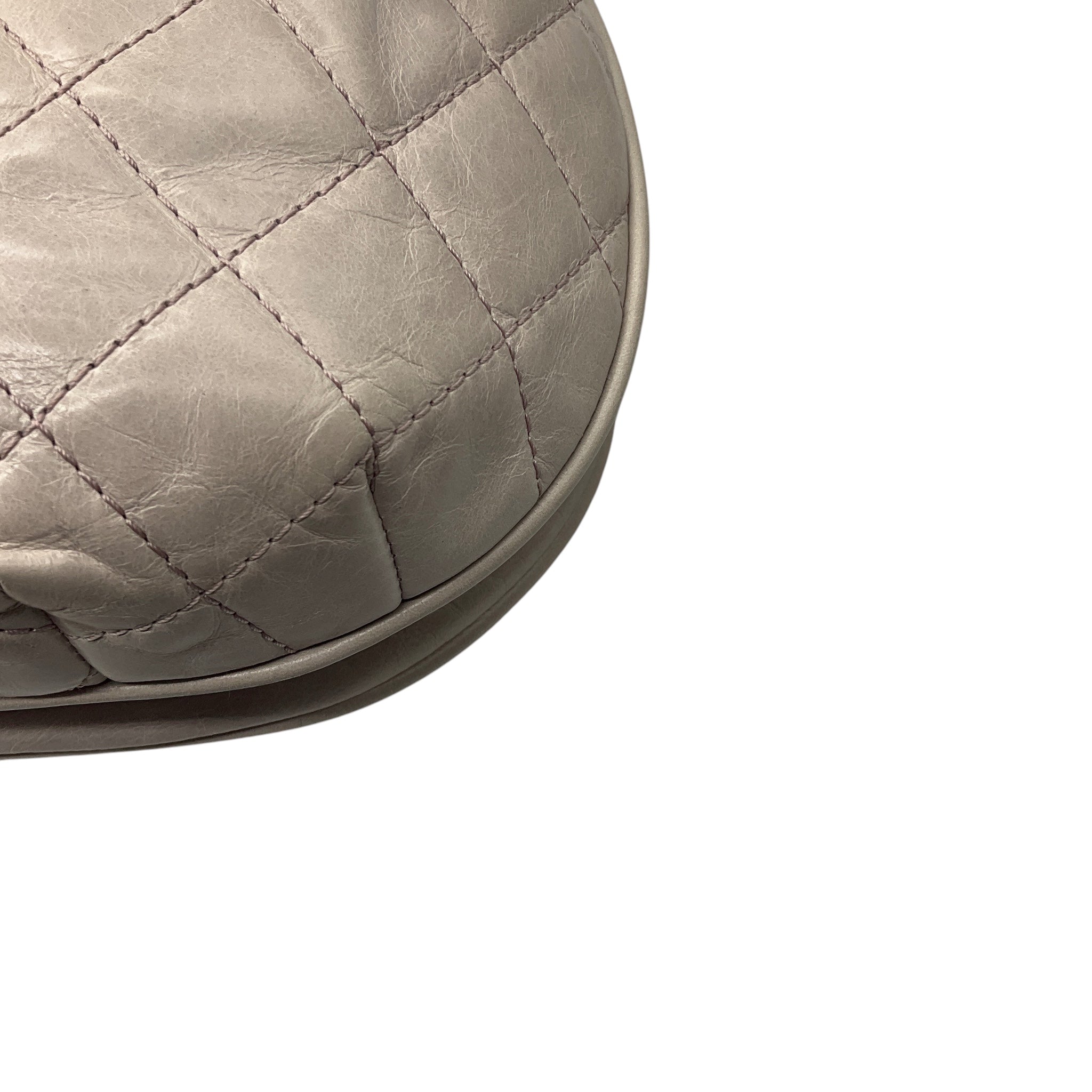 Chanel Light Lilac Quilted Aged Leather Bubble Flap Handbag