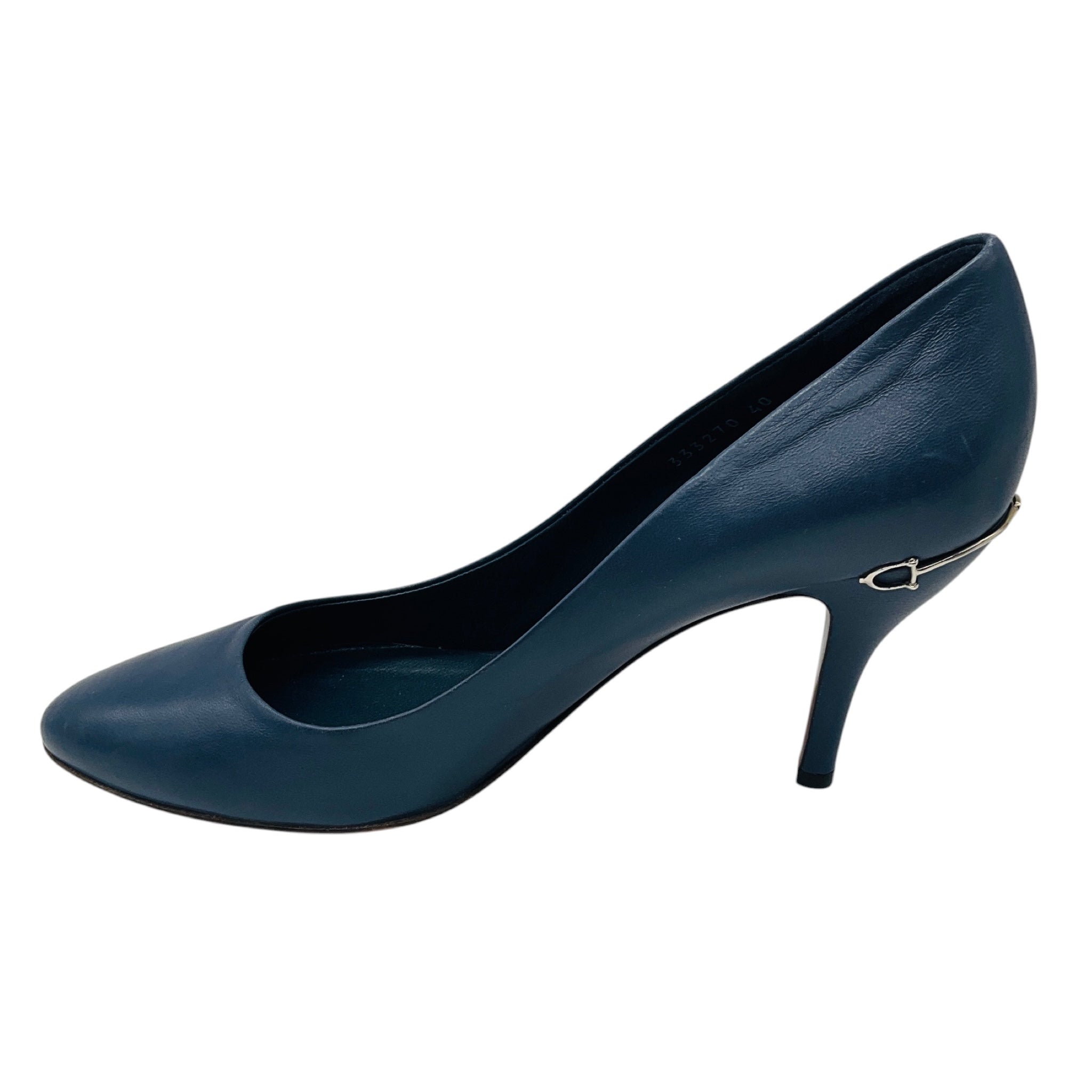 Gucci Blue Classic Round Toe Leather Pumps