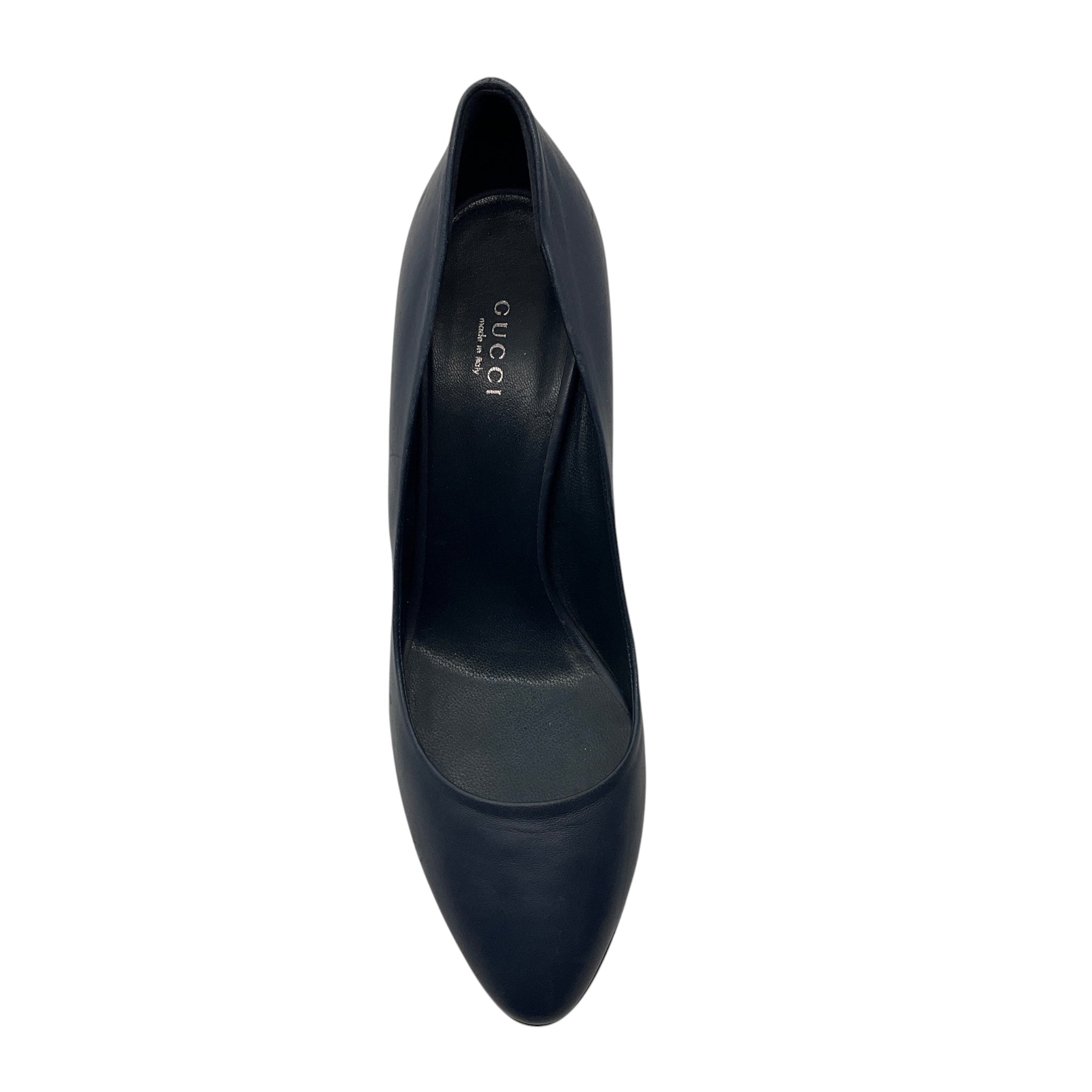 Gucci Blue Classic Round Toe Leather Pumps