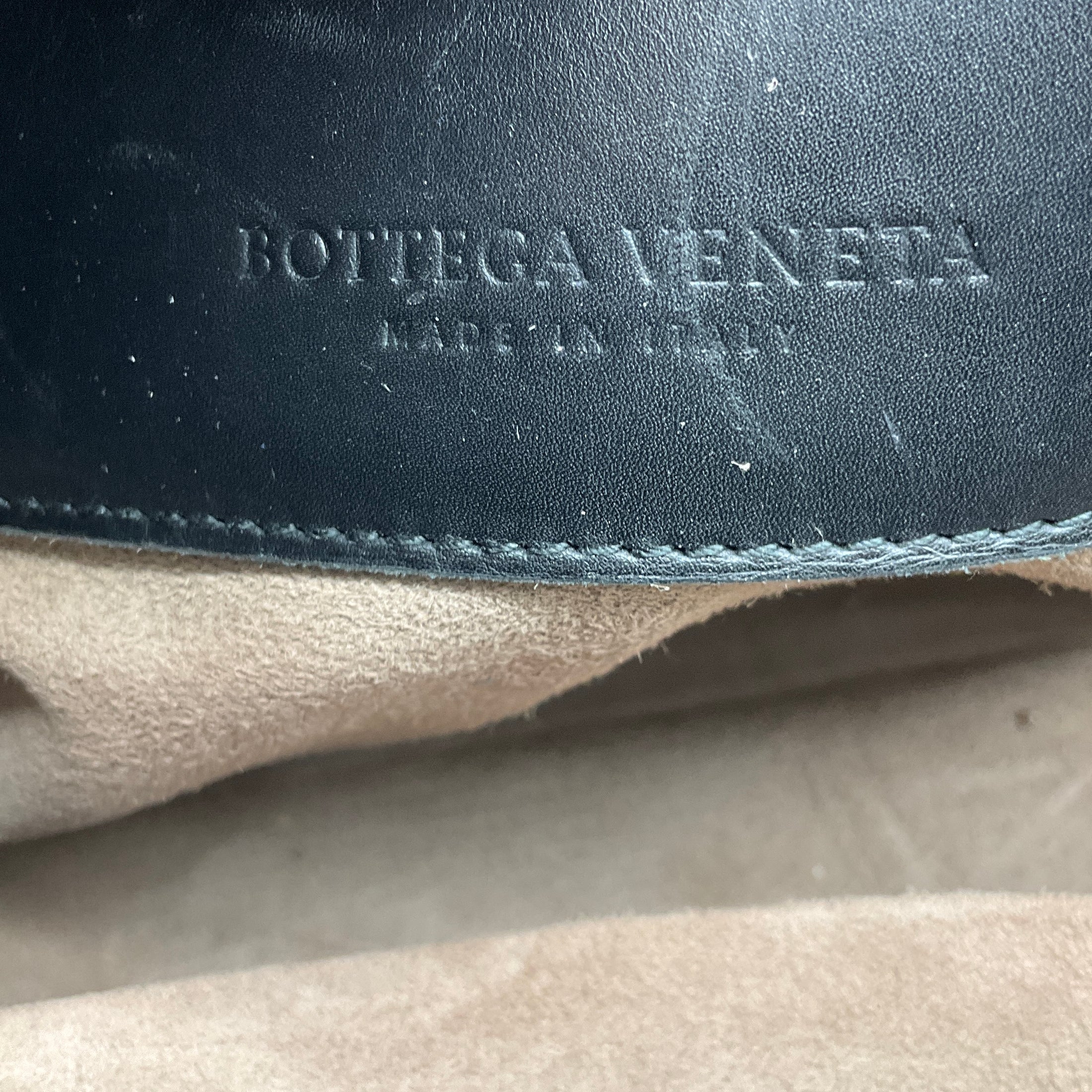 Bottega Veneta Black Intrecciato Woven Leather Double Top Handle Handbag with Shoulder Strap