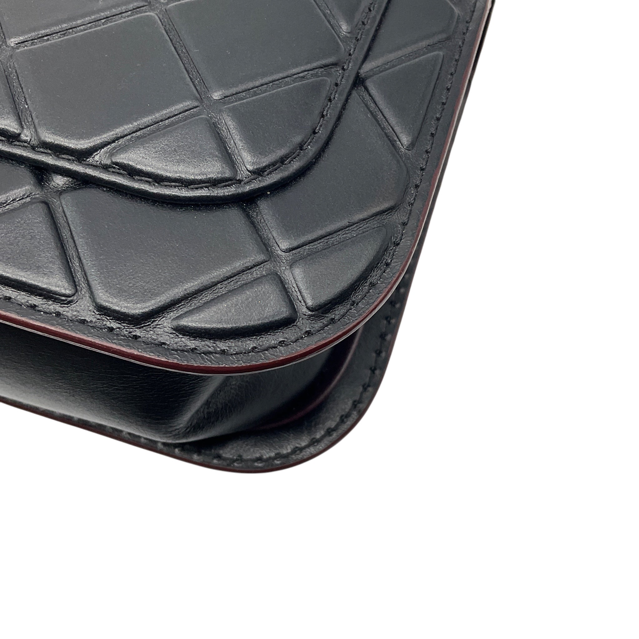 Chanel Black / Burgundy Trimmed Quilted Leather Single Flap Handbag with Aged Gold Hardware