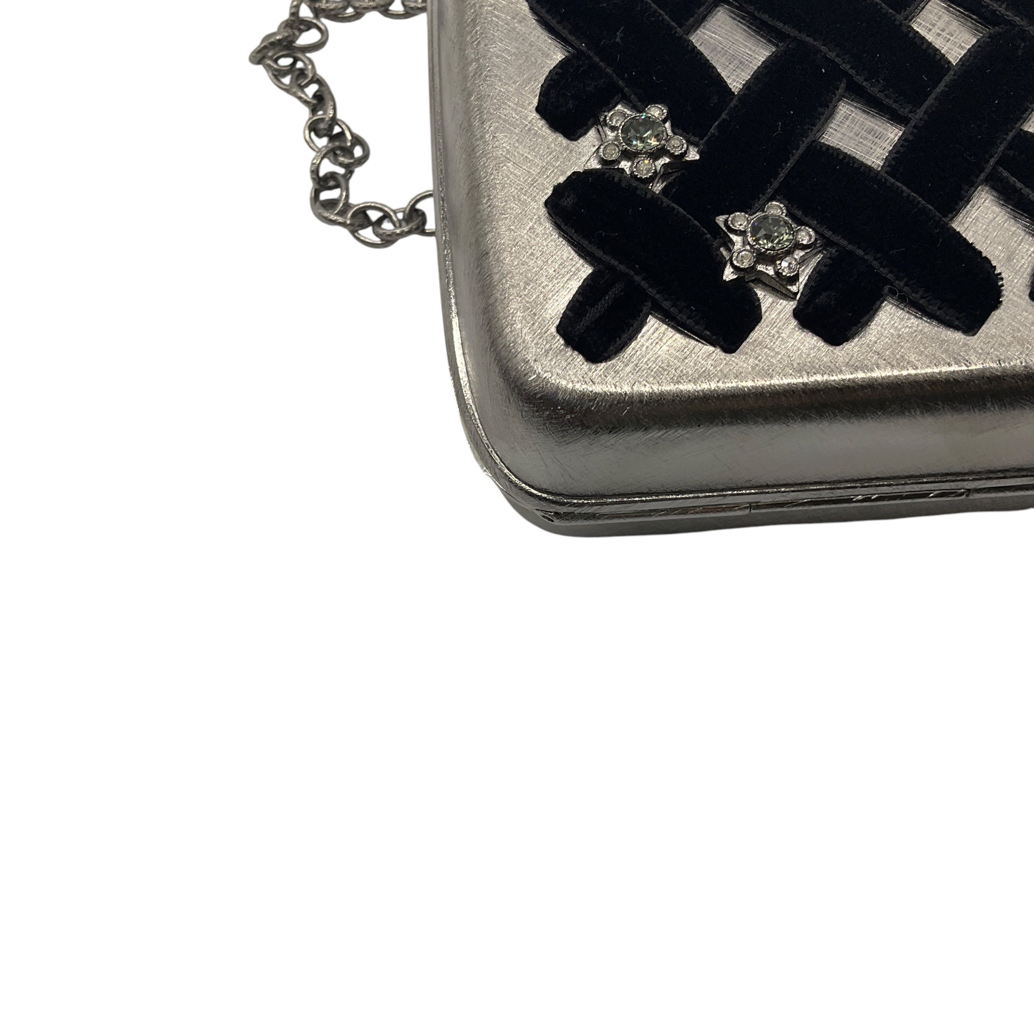 Chanel Silver / Black Pre-Fall 2015 Metiers d'Art Paris-Salzburg Velvet Trimmed Metal Clutch