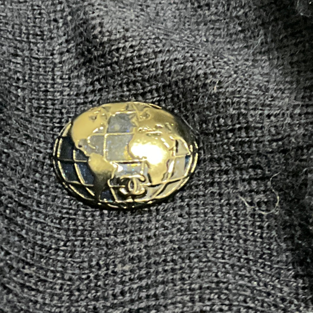 Chanel Navy Blue Pleated Wool and Cashmere Knit Skirt with CC Logo Globe Plate