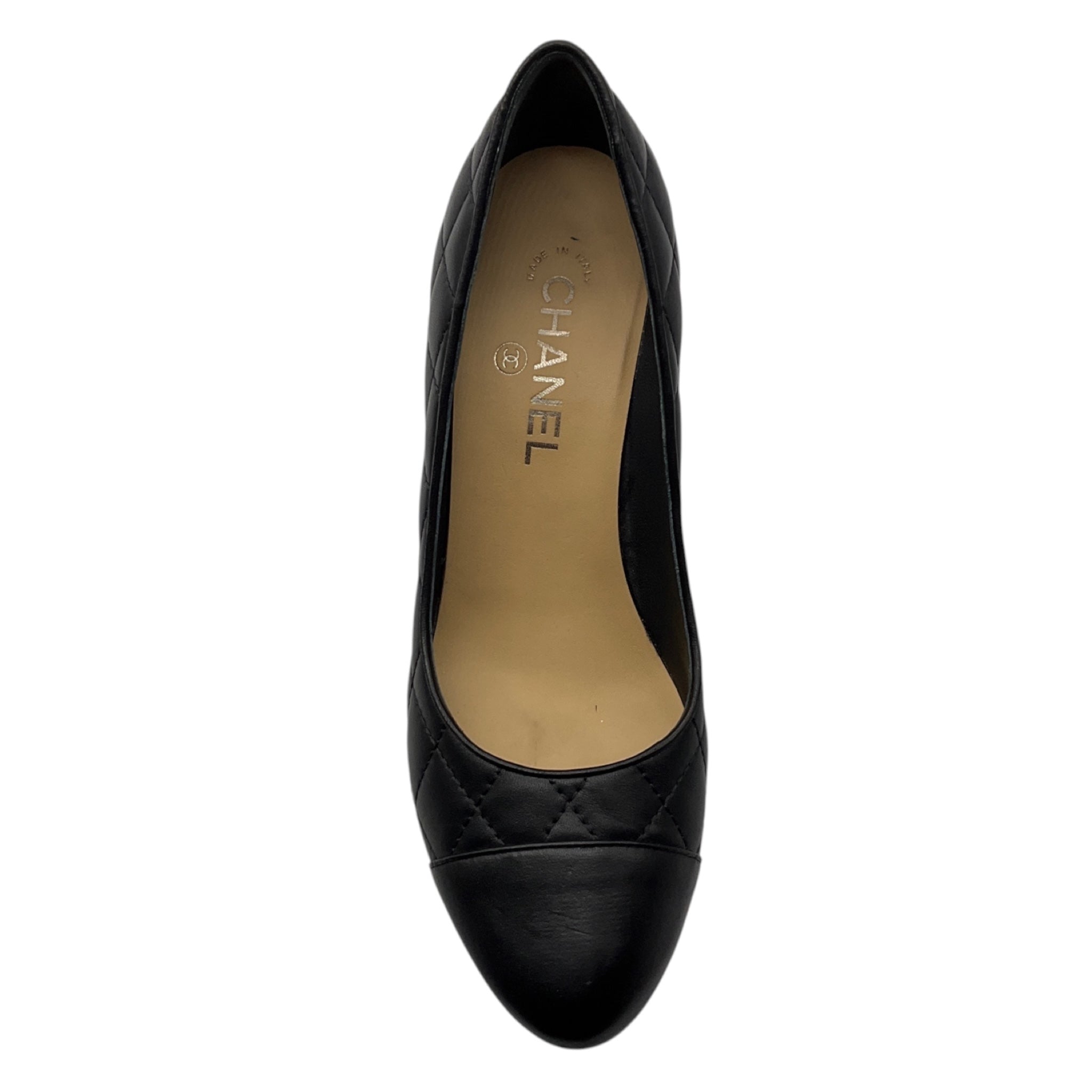 Chanel Black 2014 Classic Quilted Matelasse Leather Cap Toe CC Logo Pumps
