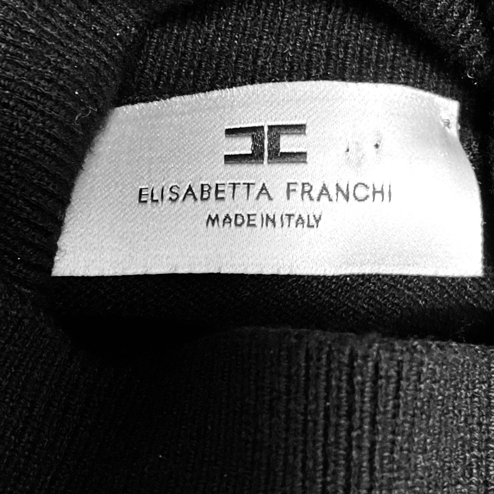 Elisabetta Franchi Black / White Viscose Knit Turtleneck Sweater Top with Cotton Poplin Hem and Belt