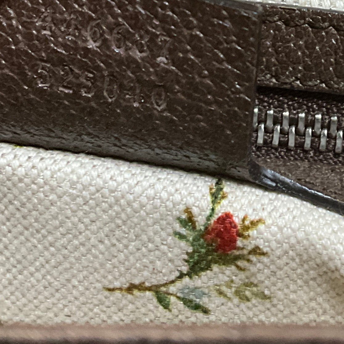 Gucci Beige / Brown Dionysus GG Supreme Medium Hobo Shoulder Bag