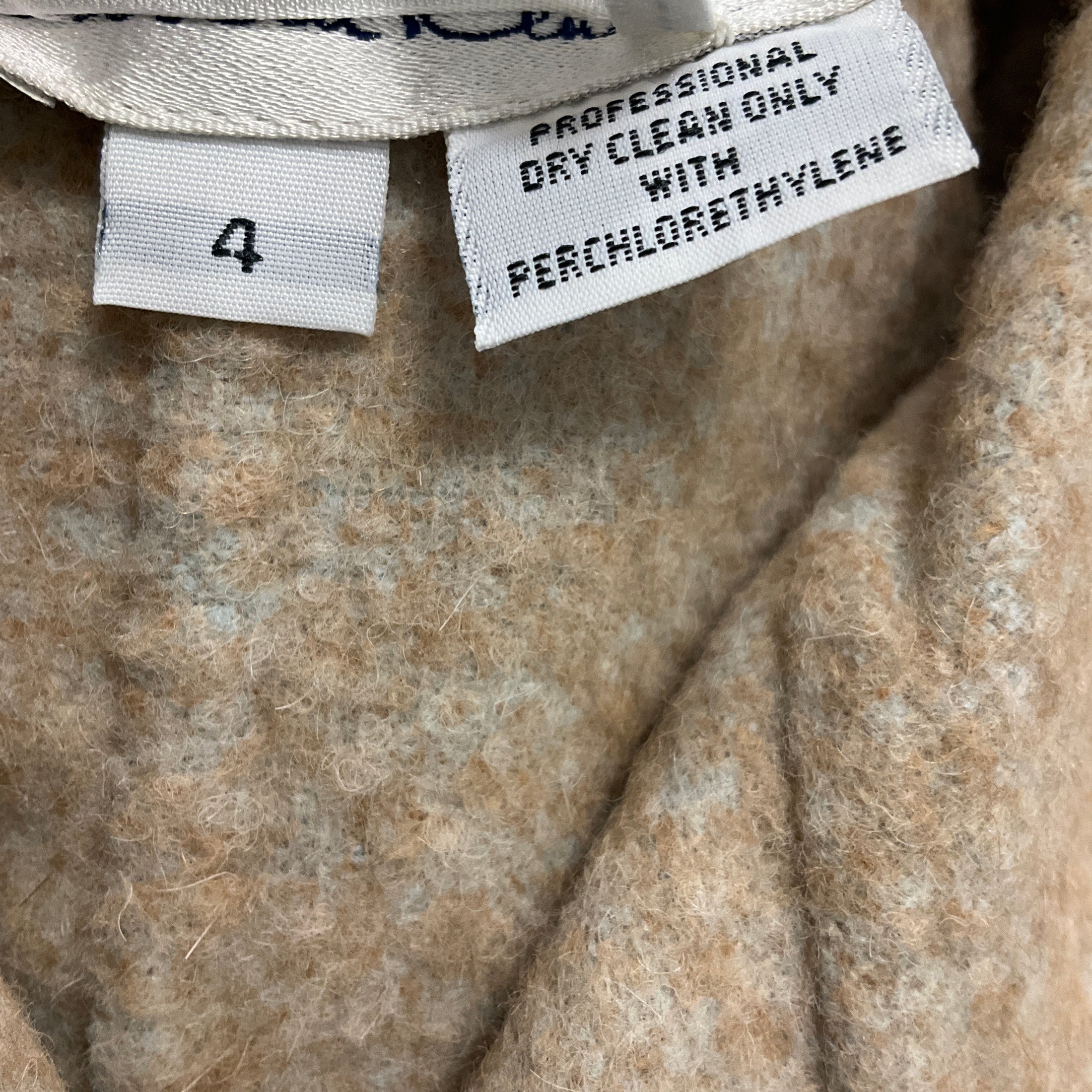 Oscar de la Renta Vintage Beige Cashmere Tweed Jacket and Skirt Suit Set