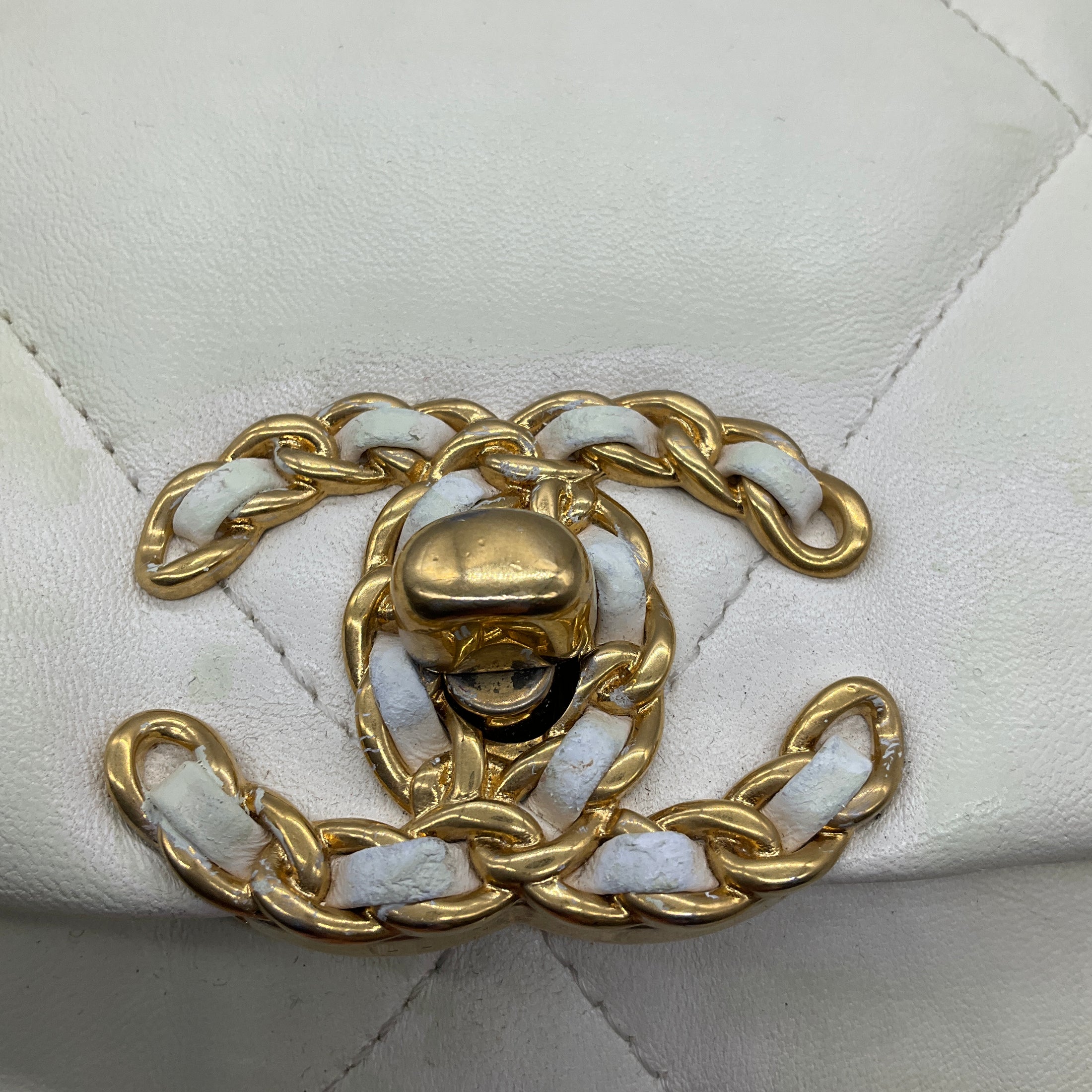 Chanel Cream CC Logo Quilted Leather Medium Chanel 19 Flap Shoulder Bag with Chain Straps and Mixed Metal Hardware
