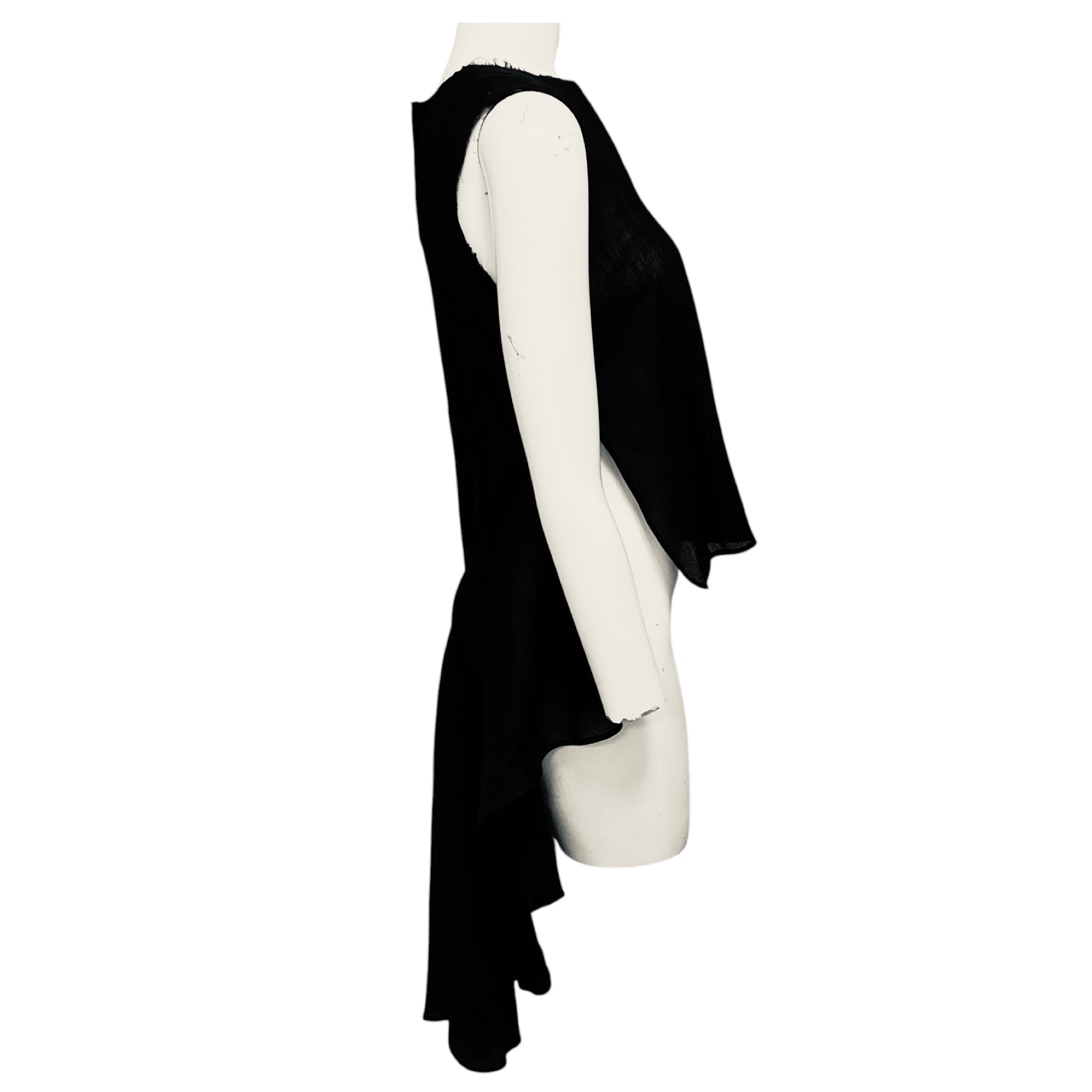 Khaite Black High Low Sleeveless Linen Top