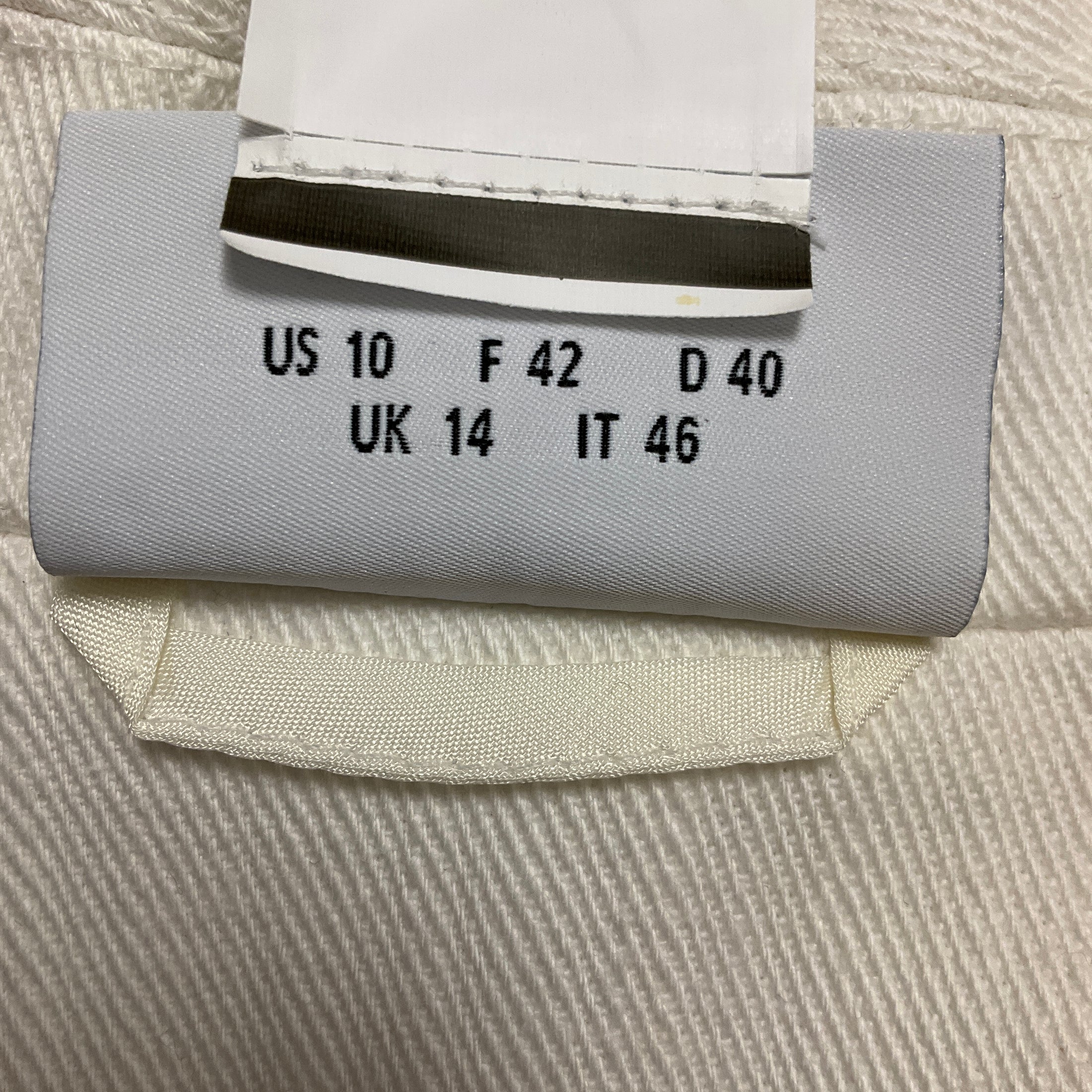 Akris Punto White Cotton Denim Jacket with Belt