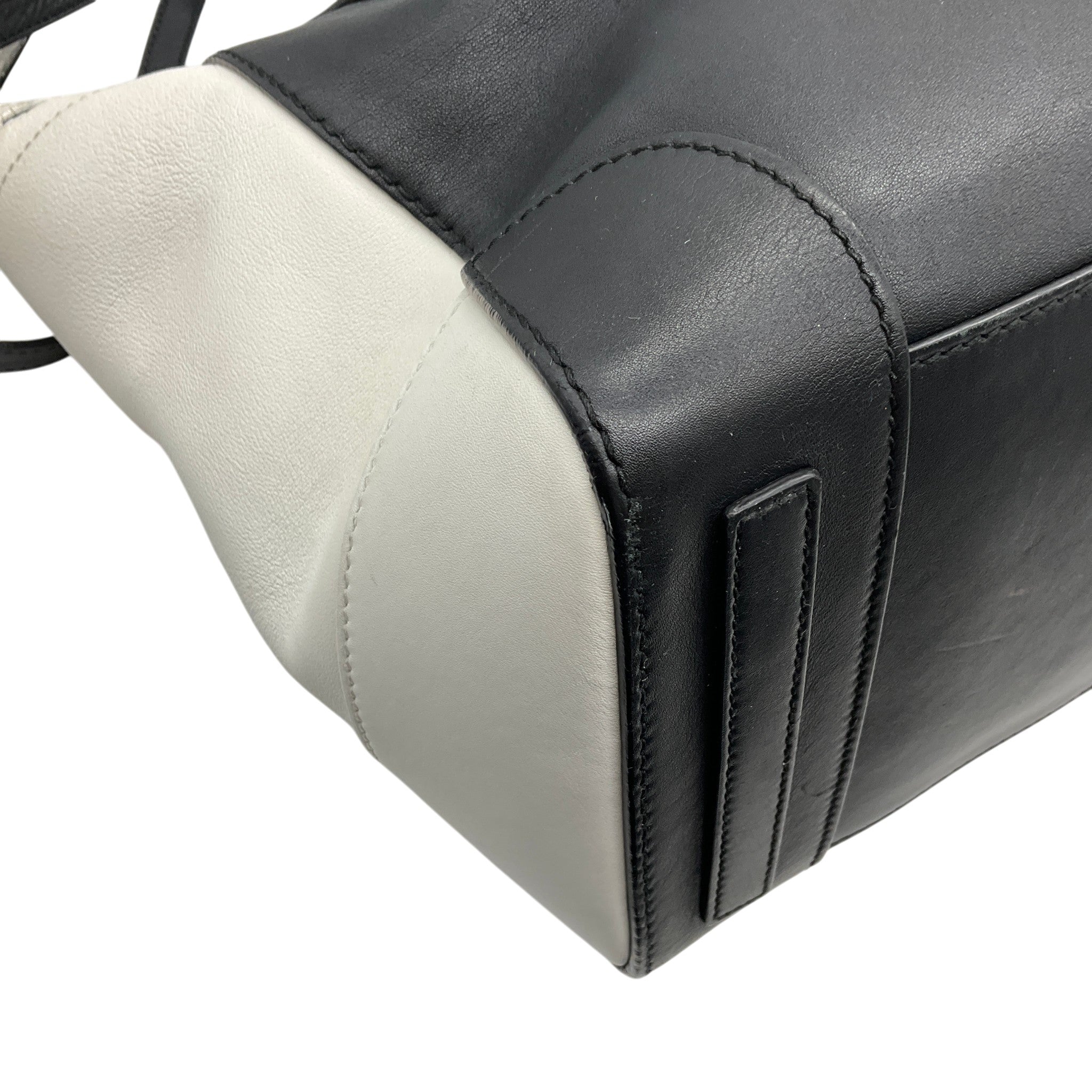 Ralph Lauren Black / White Calfskin Leather Soft Ricky 33 Bag